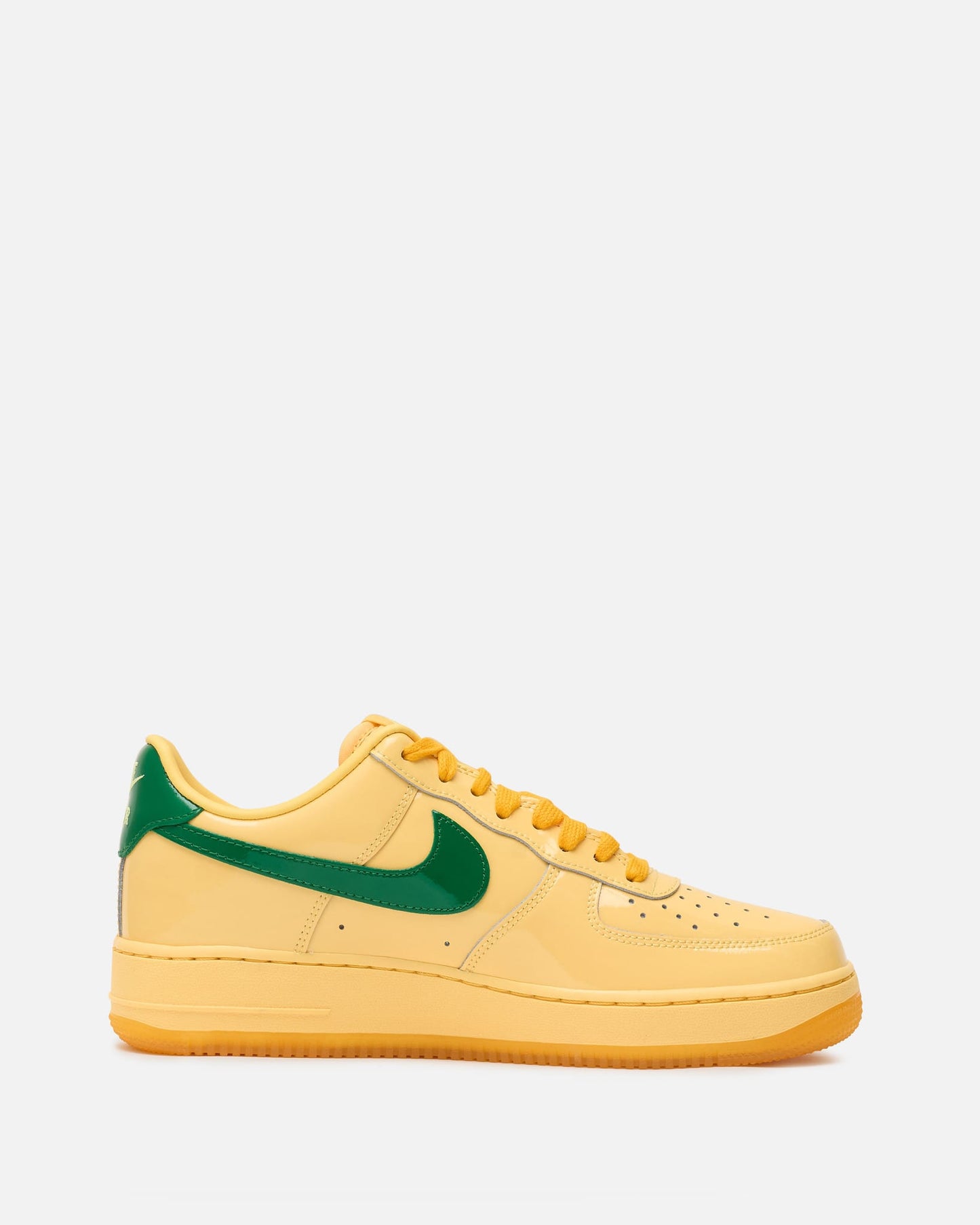 Nike Men's Sneakers Air Force 1 Low in Topaz Gold/Pine Green