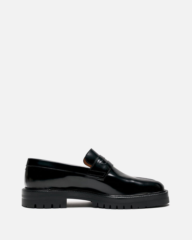 Maison Margiela Men's Shoes Brushed Calfskin Tabi Loafers in Black