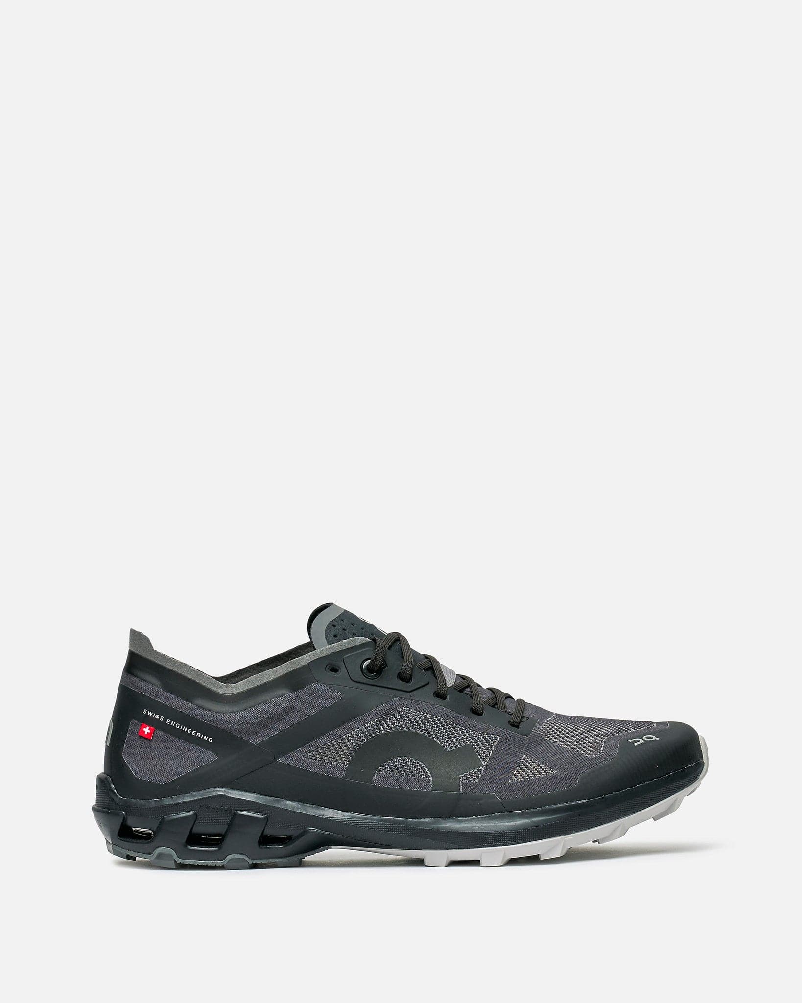 On トレイルランニングシューズ cloudventure peak3 3MD10740777-
