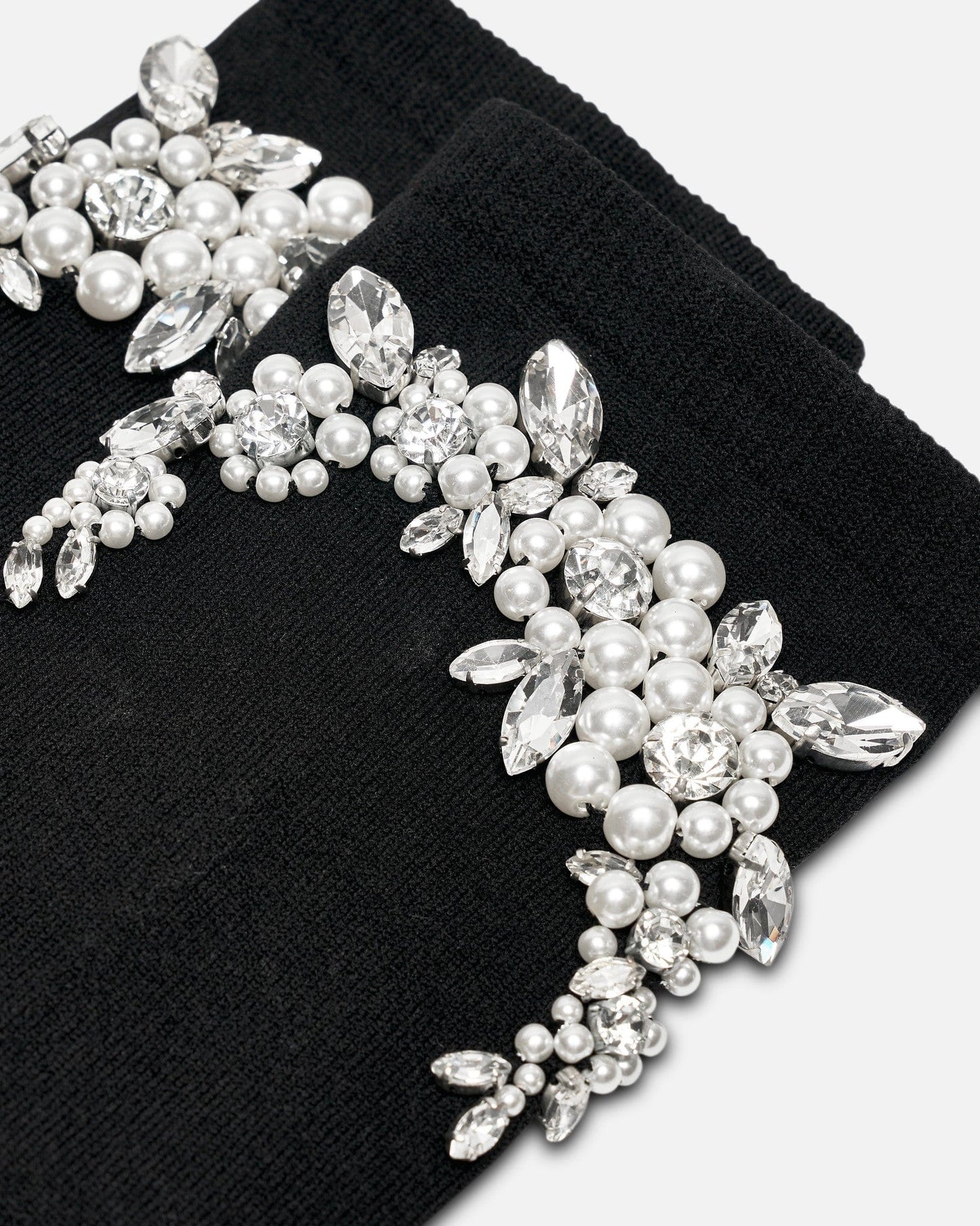 Simone Rocha Men's Socks O/S Cluster Flower Beaded Sock in Black/Pearl