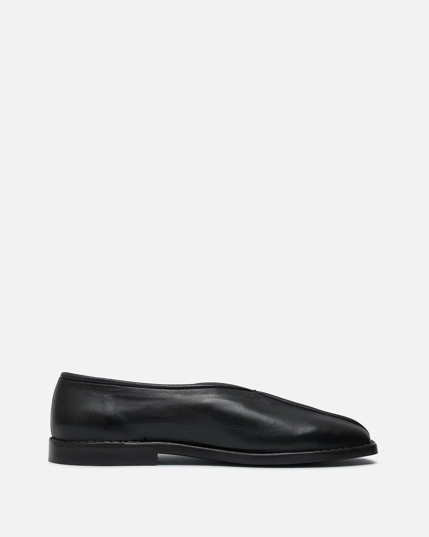 LEMAIRE Men's Shoes Flat Piped Slippers in Black/Dark Chocolate