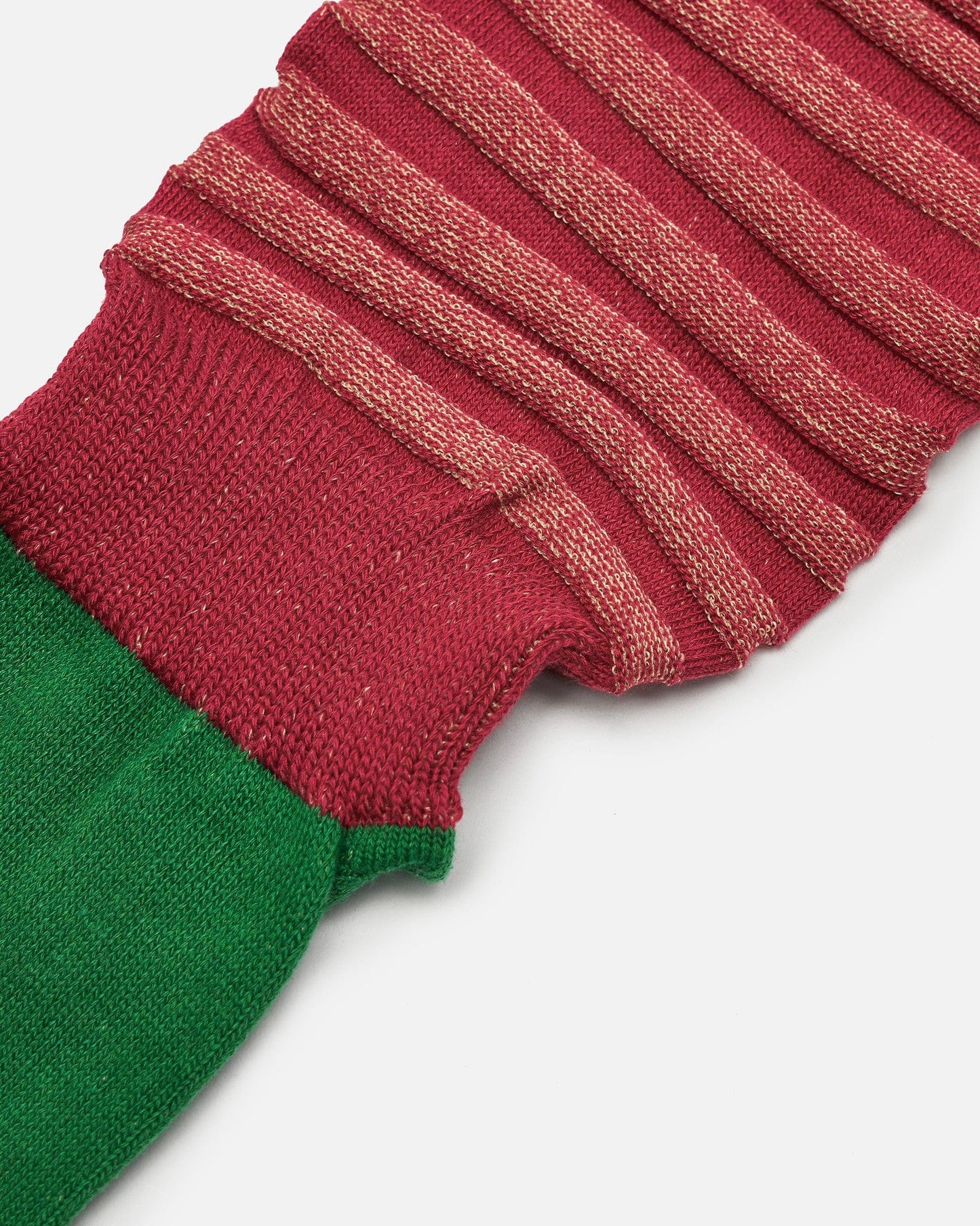 Homme Plissé Issey Miyake Men's Socks O/S Fruitful Socks in Apple