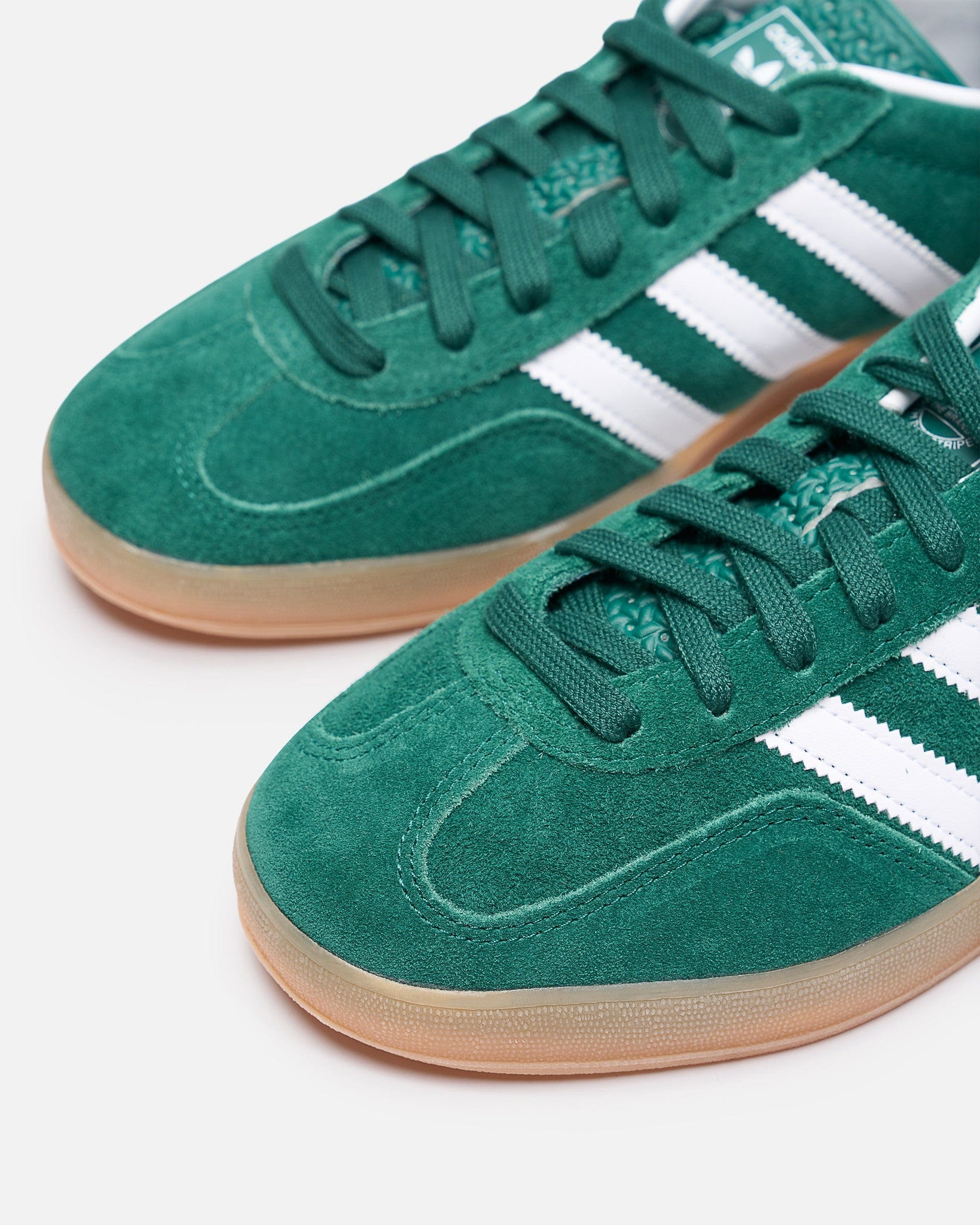 Adidas Men's Sneakers Gazelle Indoor in Green/Gum
