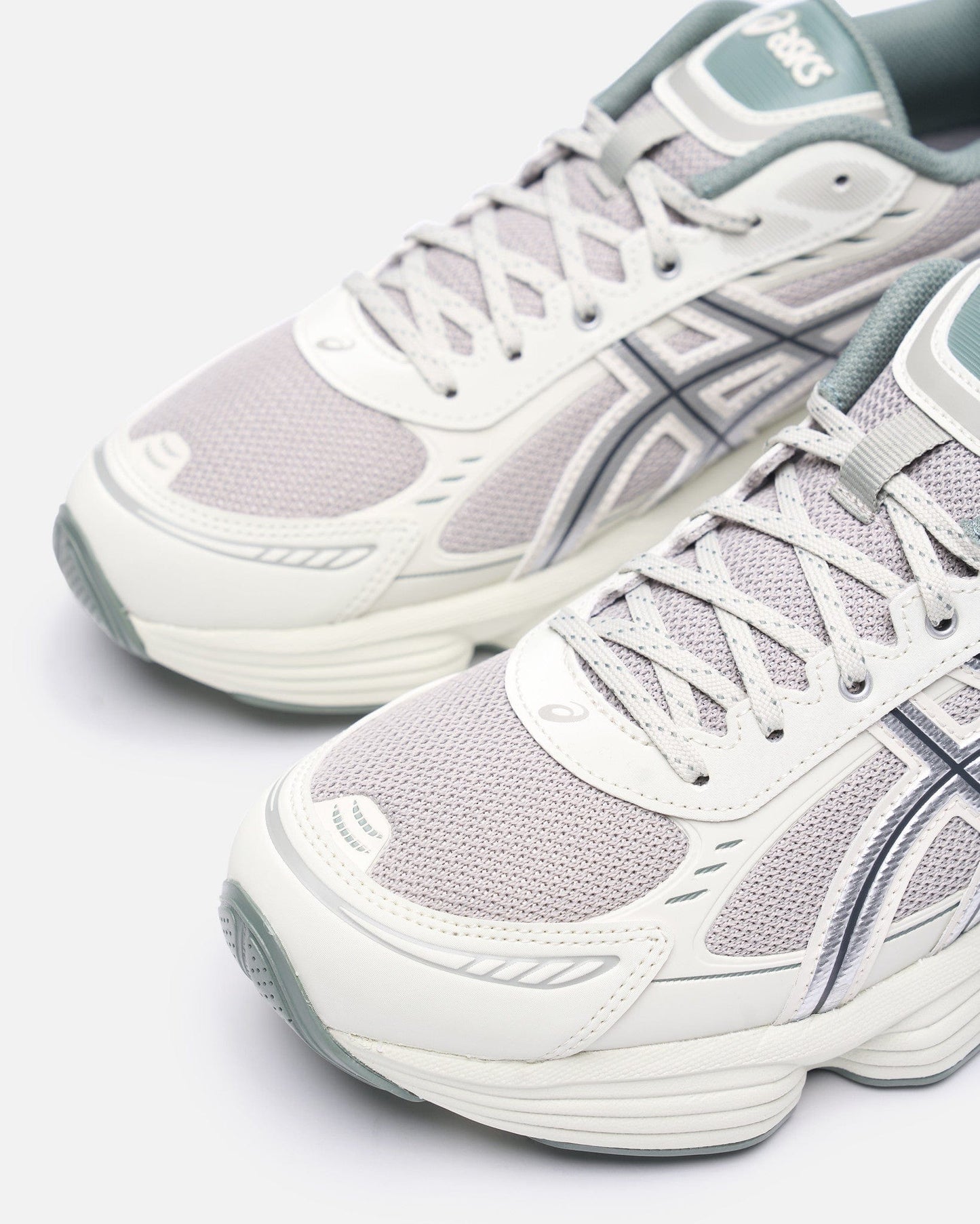 Asics Men's Sneakers Gel-Kinetic Fluent in Seal Grey/Pure Silver