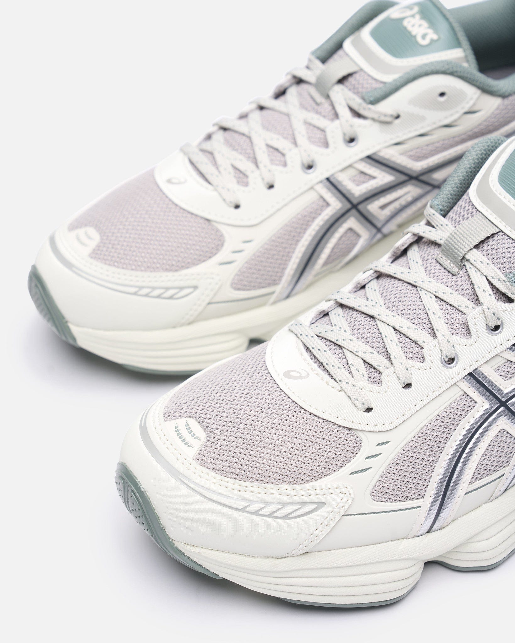 Asics Men's Sneakers Gel-Kinetic Fluent in Seal Grey/Pure Silver