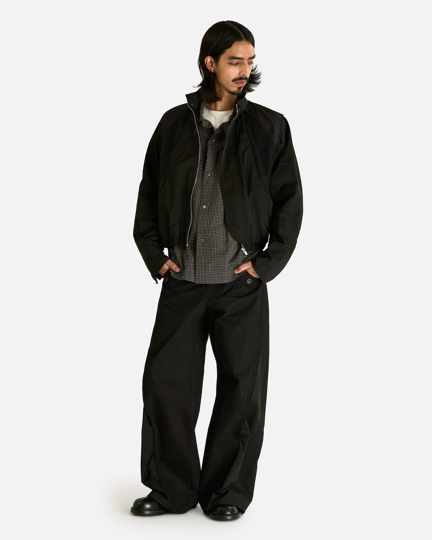 FFFPOSTALSERVICE Men's Pants Kinarak Wired Trouser in Black