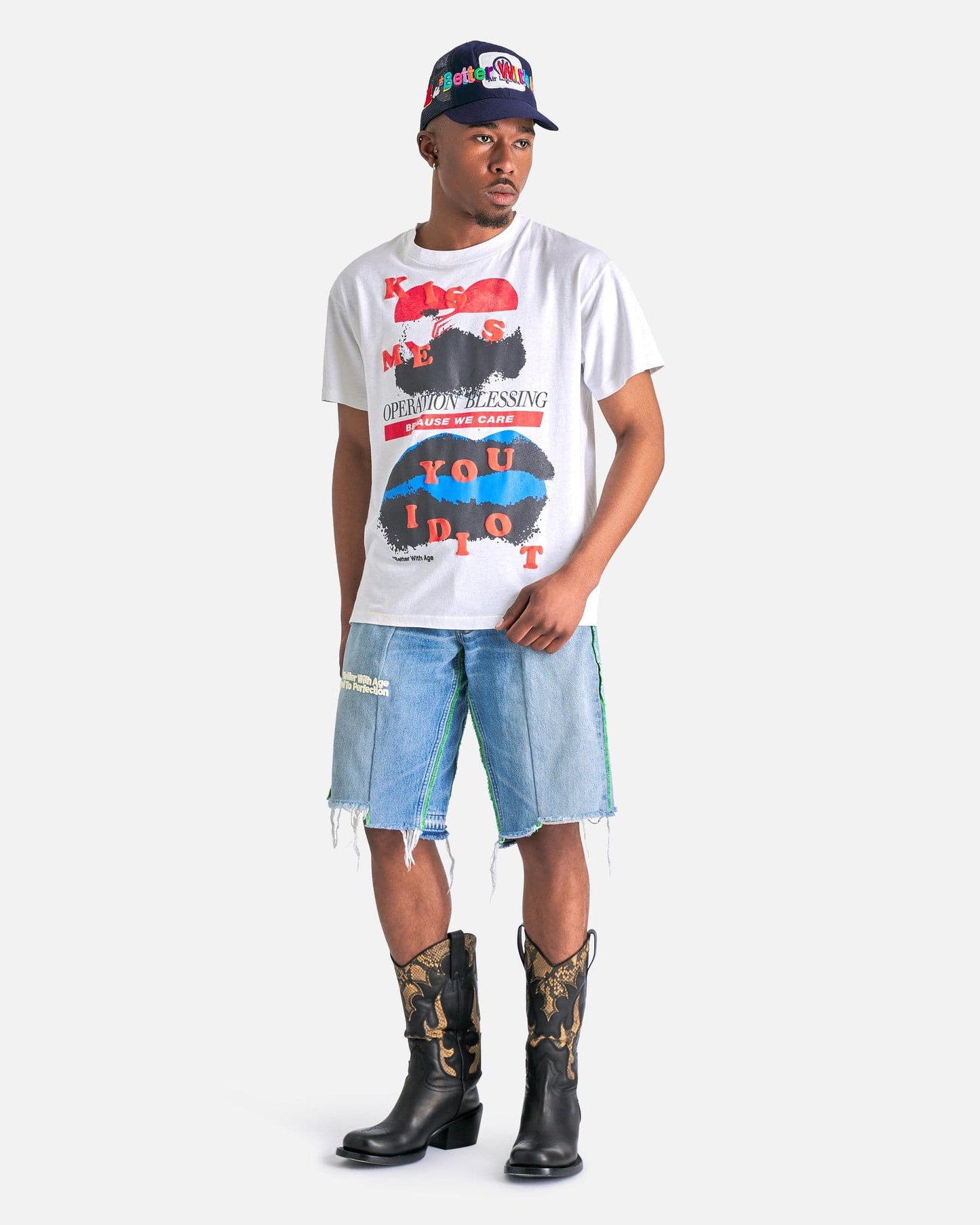 Better With Age Men's T-Shirts Kissing Idiots T-Shirt in Multi