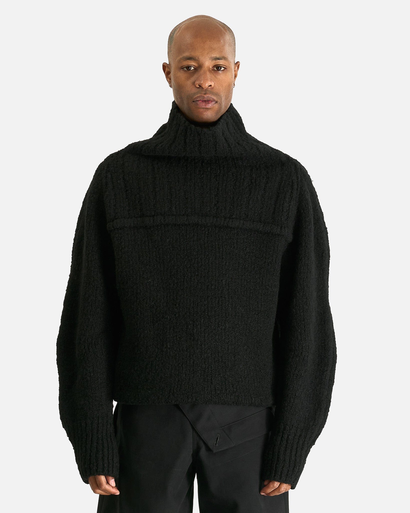 Major M.K. Sweater in Black – SVRN Major M.K. Sweater in Black – SVRN