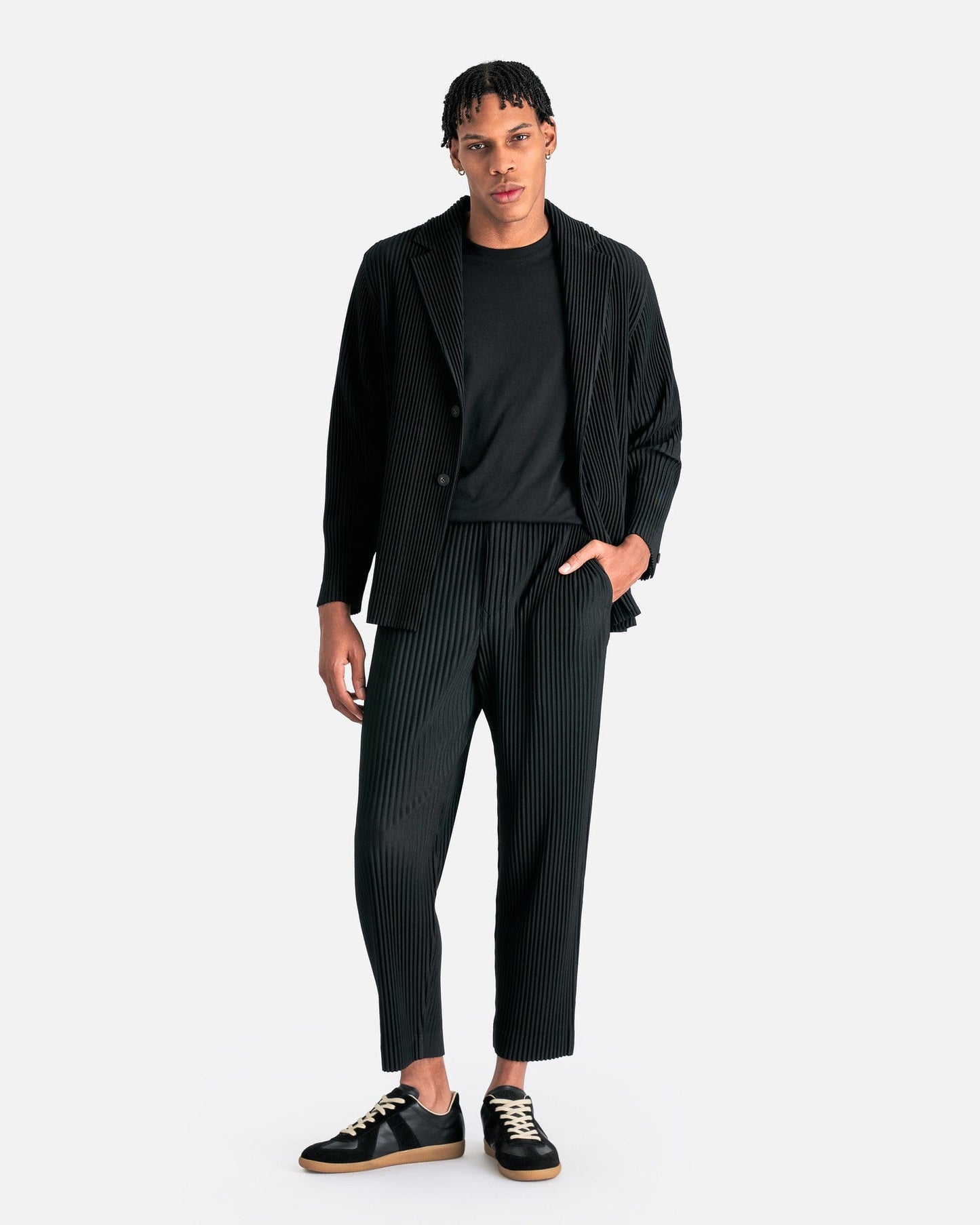 Homme Plissé Issey Miyake Men's Pants MC January Pleated Pants in Black