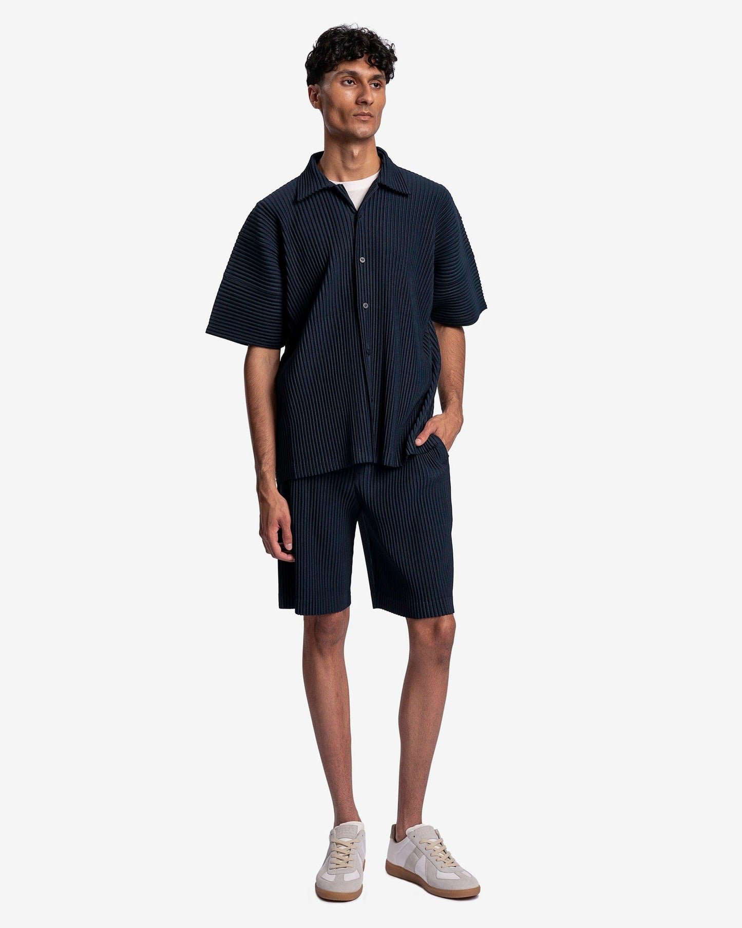 Homme Plissé Issey Miyake Men's Shirts MC May Shirt in Deep Indigo