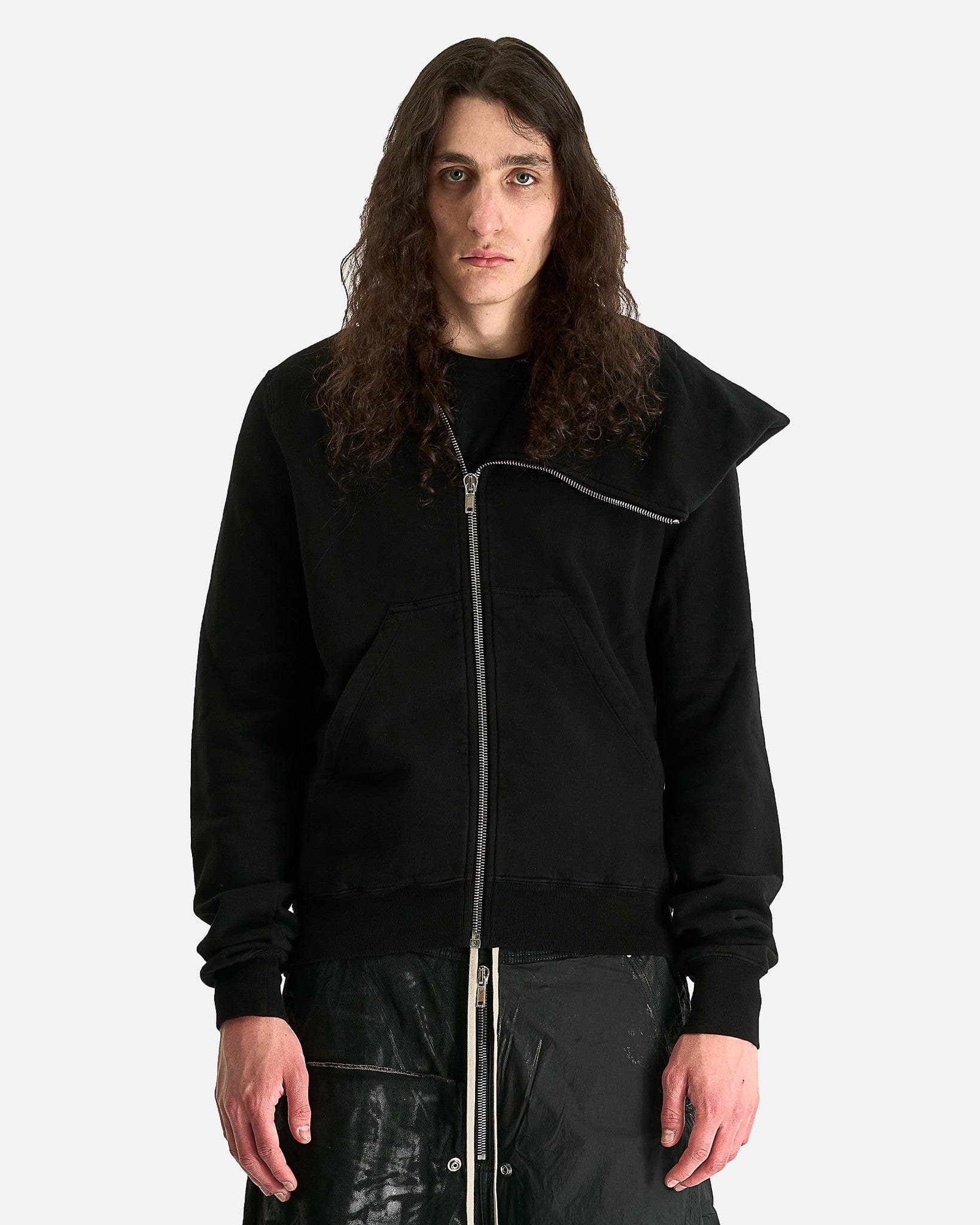 Mountain Hoodie in Black – SVRN