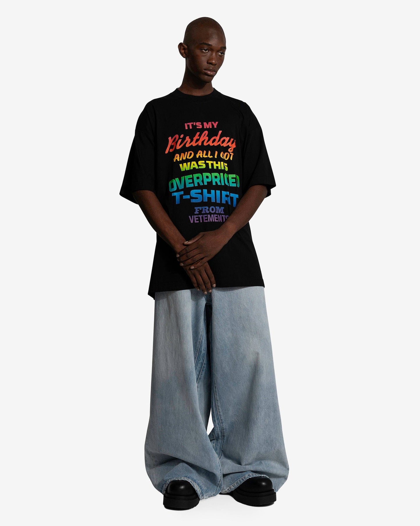 VETEMENTS Men's T-Shirts Overpriced Birthday T-Shirt in Black/Rainbow