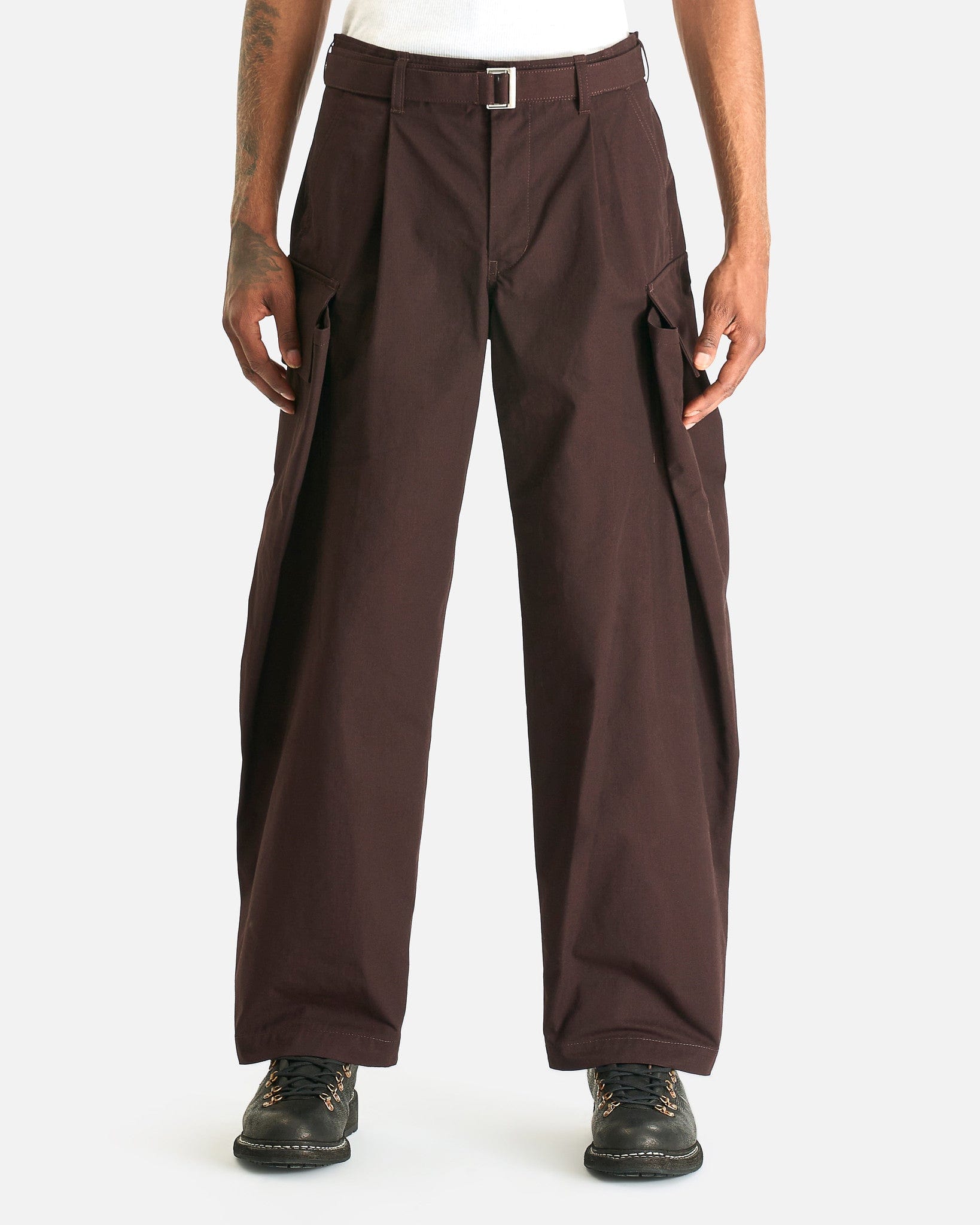Rip Stop Pants in Brown – SVRN