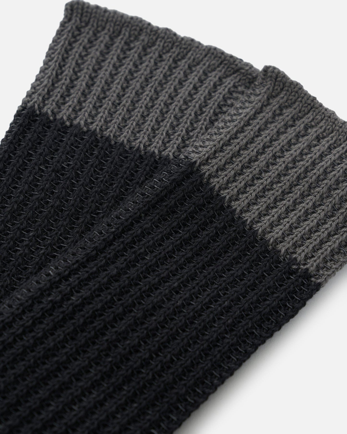Homme Plissé Issey Miyake Men's Socks O/S Seed Stitch Socks in Charcoal