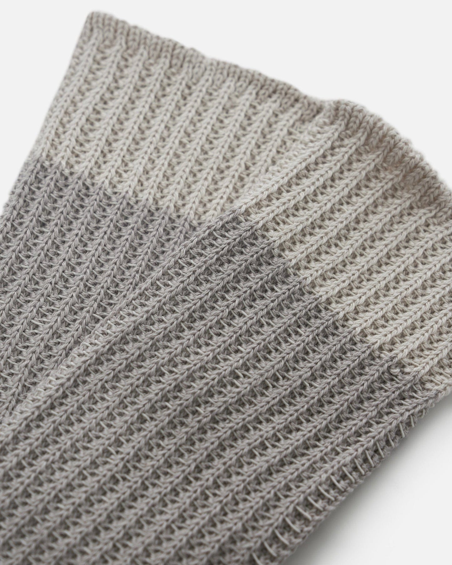 Homme Plissé Issey Miyake Men's Socks O/S Seed Stitch Socks in Light Gray