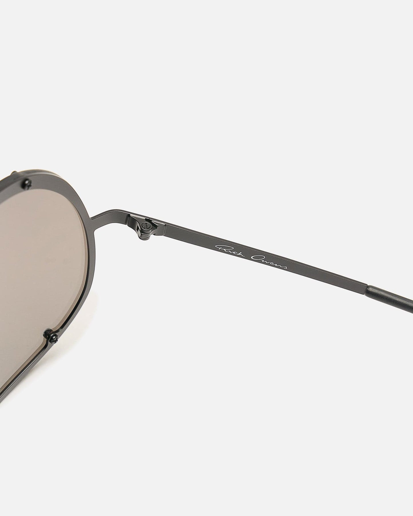 Rick Owens Eyewear OS Shield Sunglasses in Black/Flash Gold