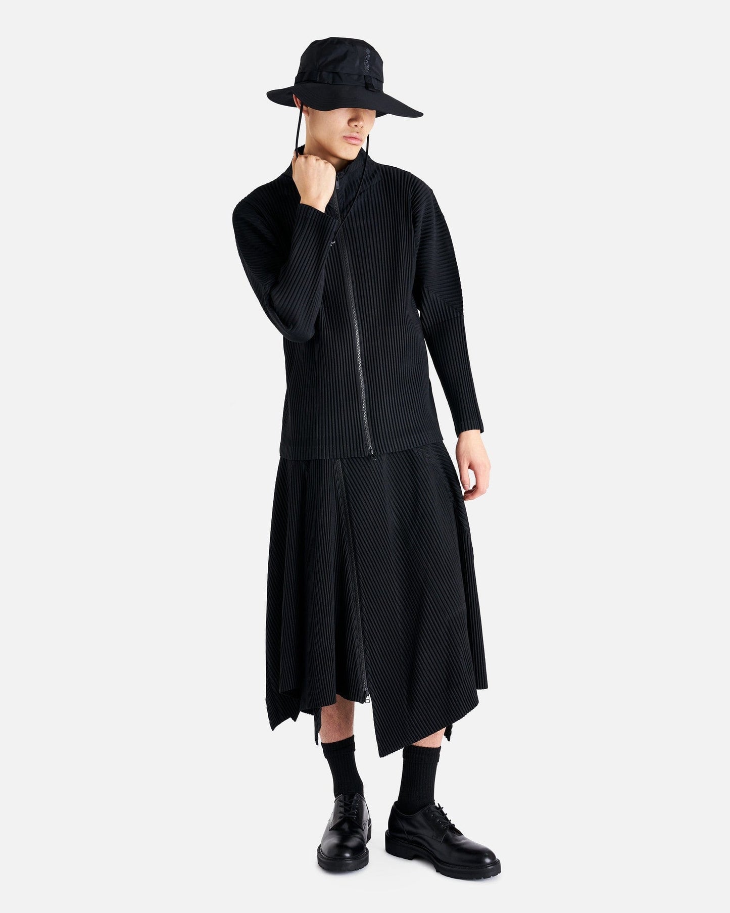 Homme Plissé Issey Miyake Men's Pants O/S Three By Six Skirt in Black