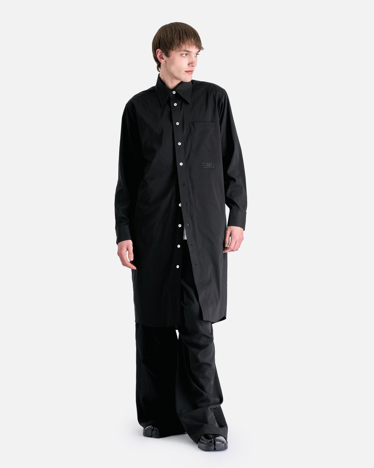 MM6 Maison Margiela Men's Shirts Ultra Long Sleeve Shirt in Black
