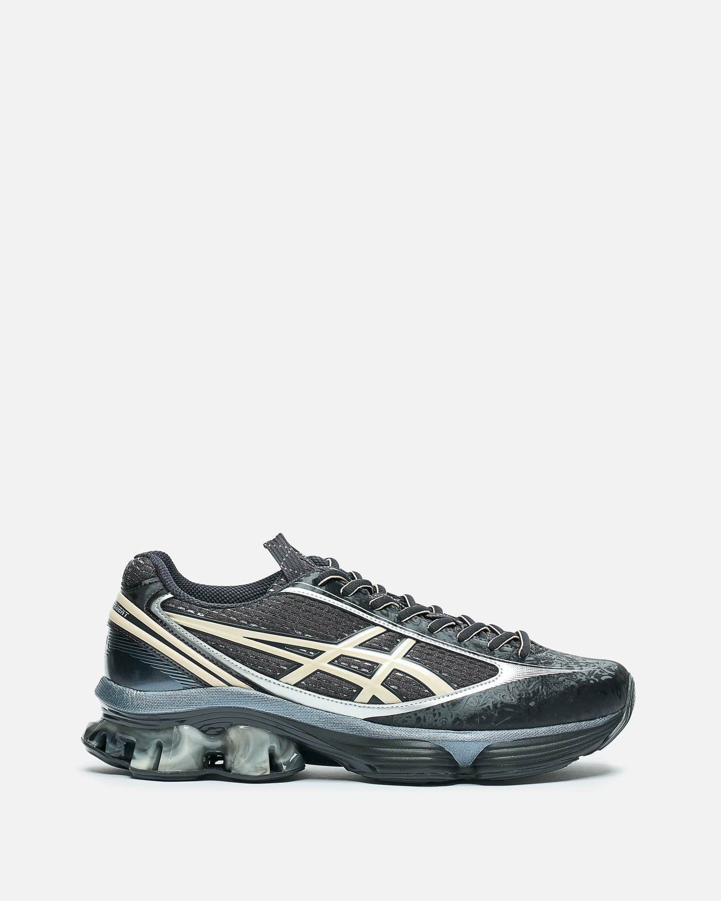 Asics Men's Sneakers US6-S Gel Kinetic Fluent in Black/Vanilla