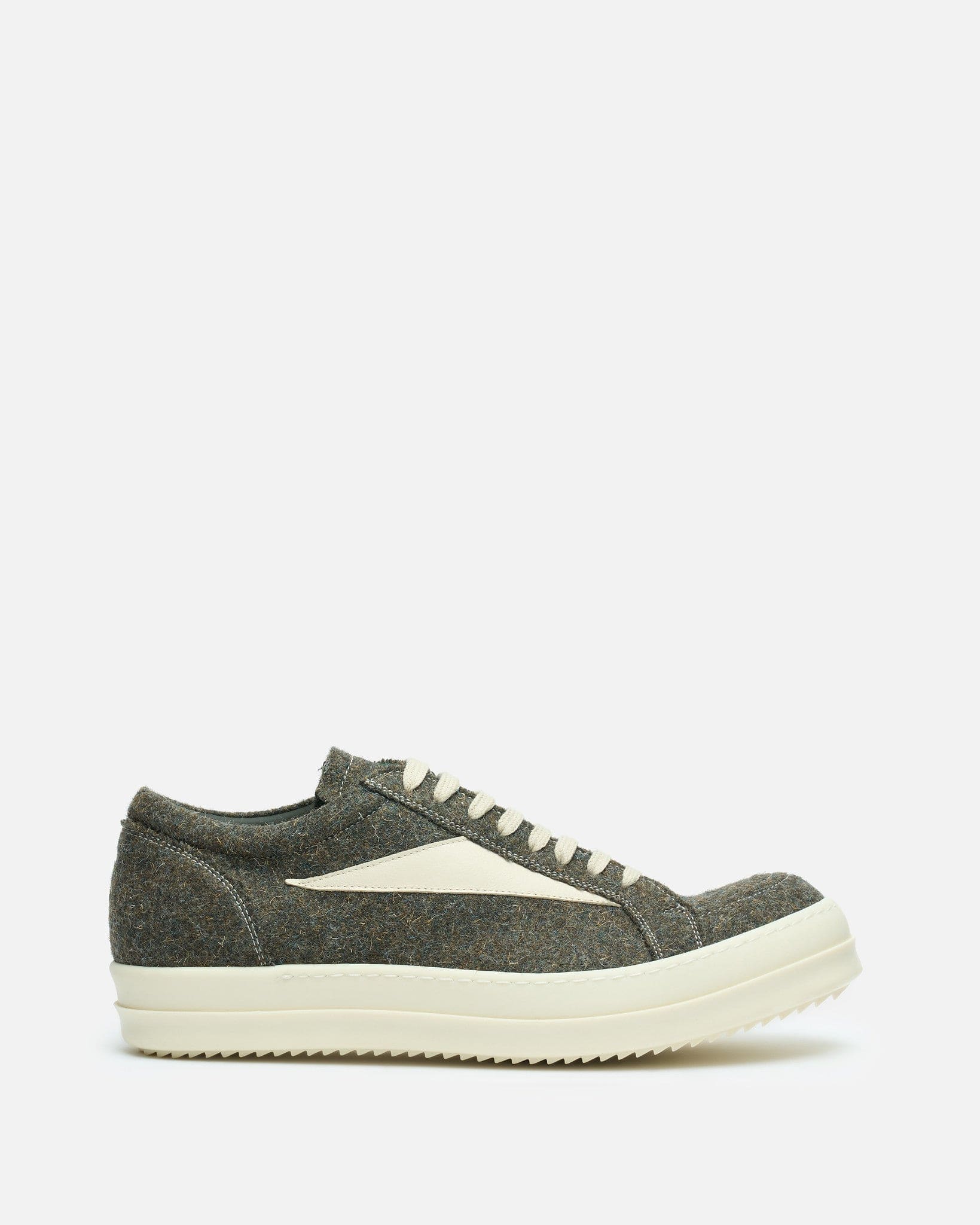Vintage Sneaks in Bosco/Milk – SVRN