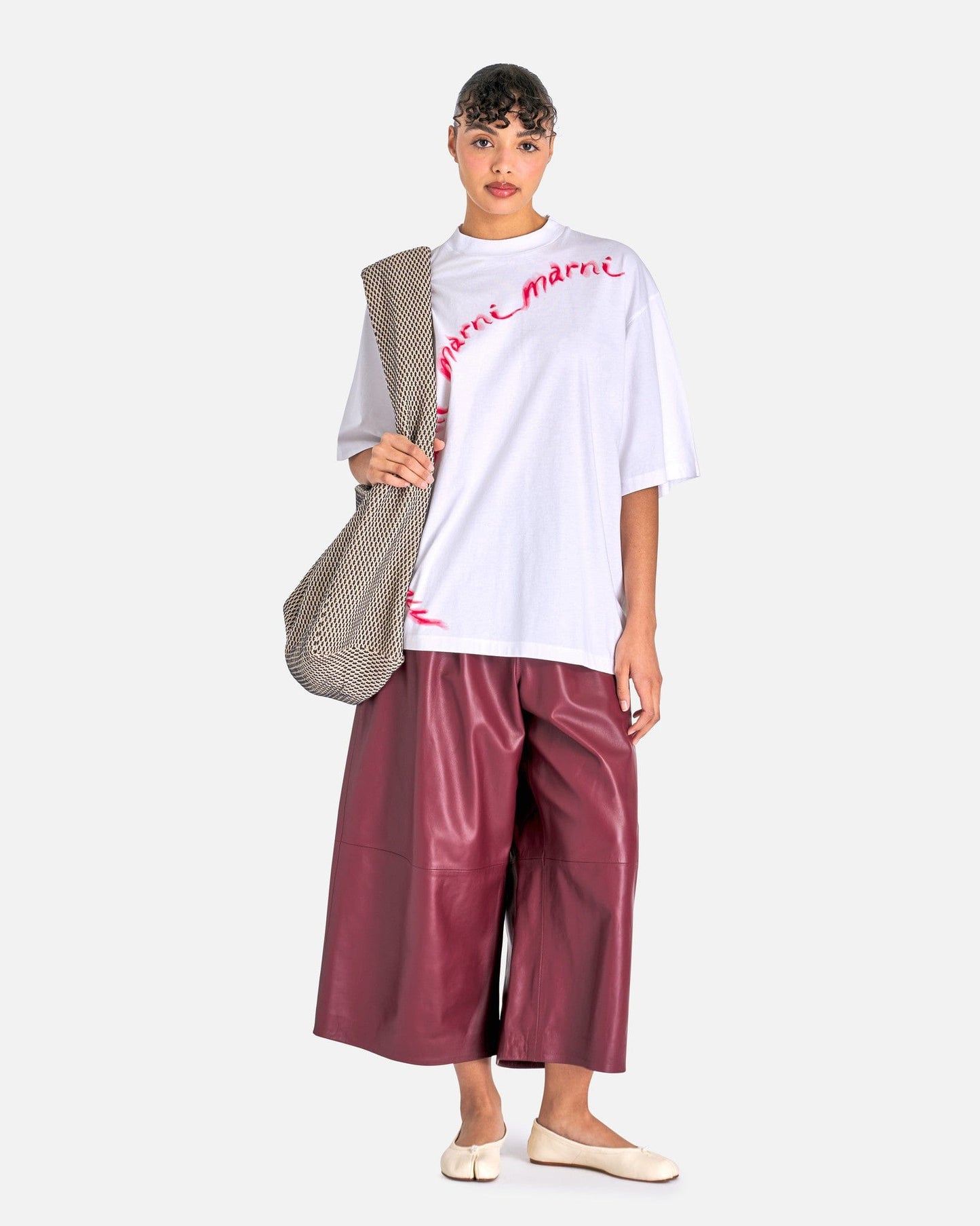 Marni Women T-Shirts Wavy Logo Organic Cotton T-Shirt in Lily White