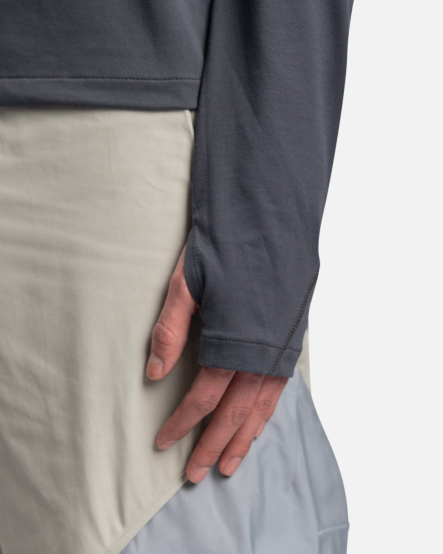 POST ARCHIVE FACTION (P.A.F) Men's T-Shirts 5.0 Long Sleeve Right T-Shirt in Charcoal