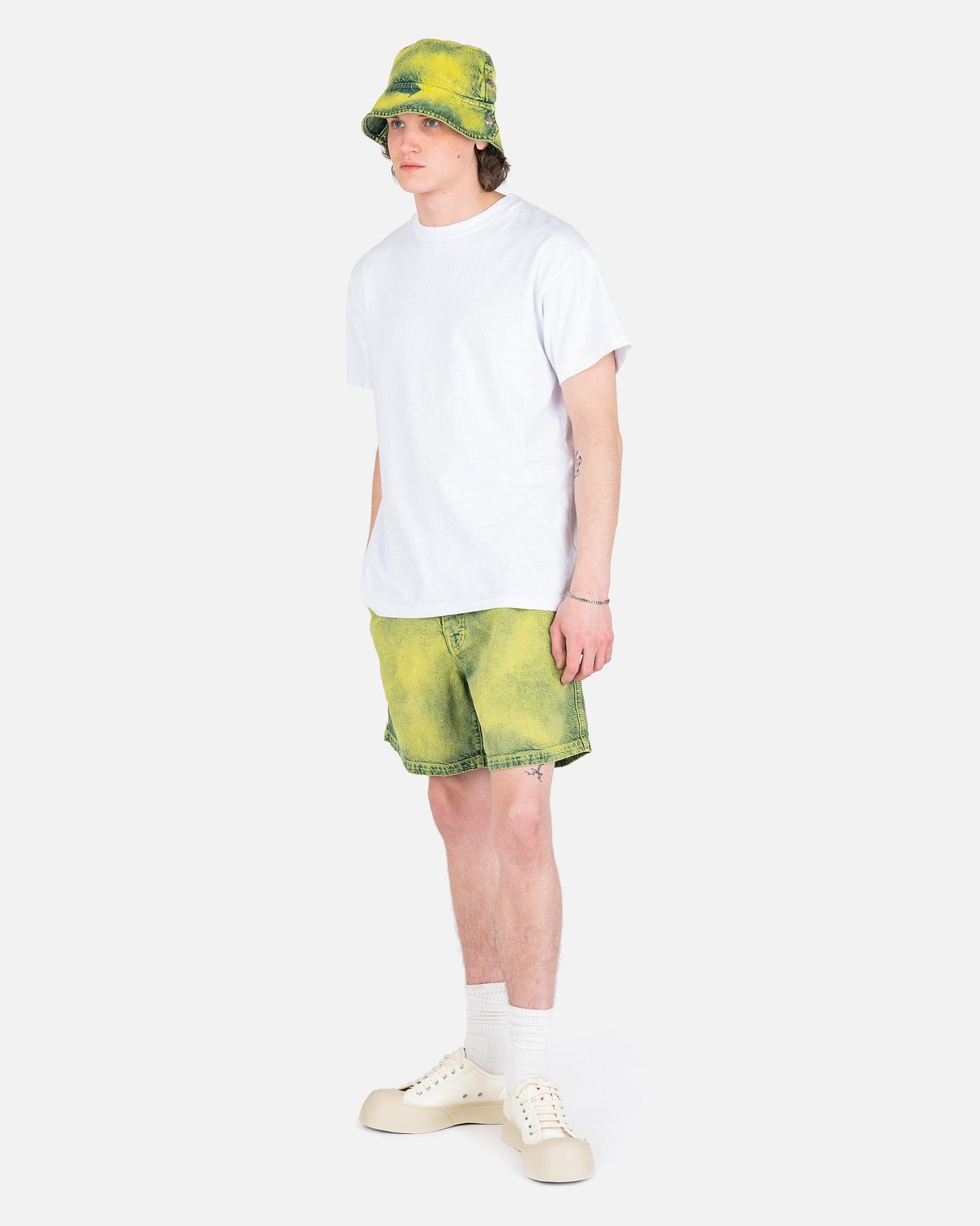Marni Men's Shorts Bermuda Shorts in Curry