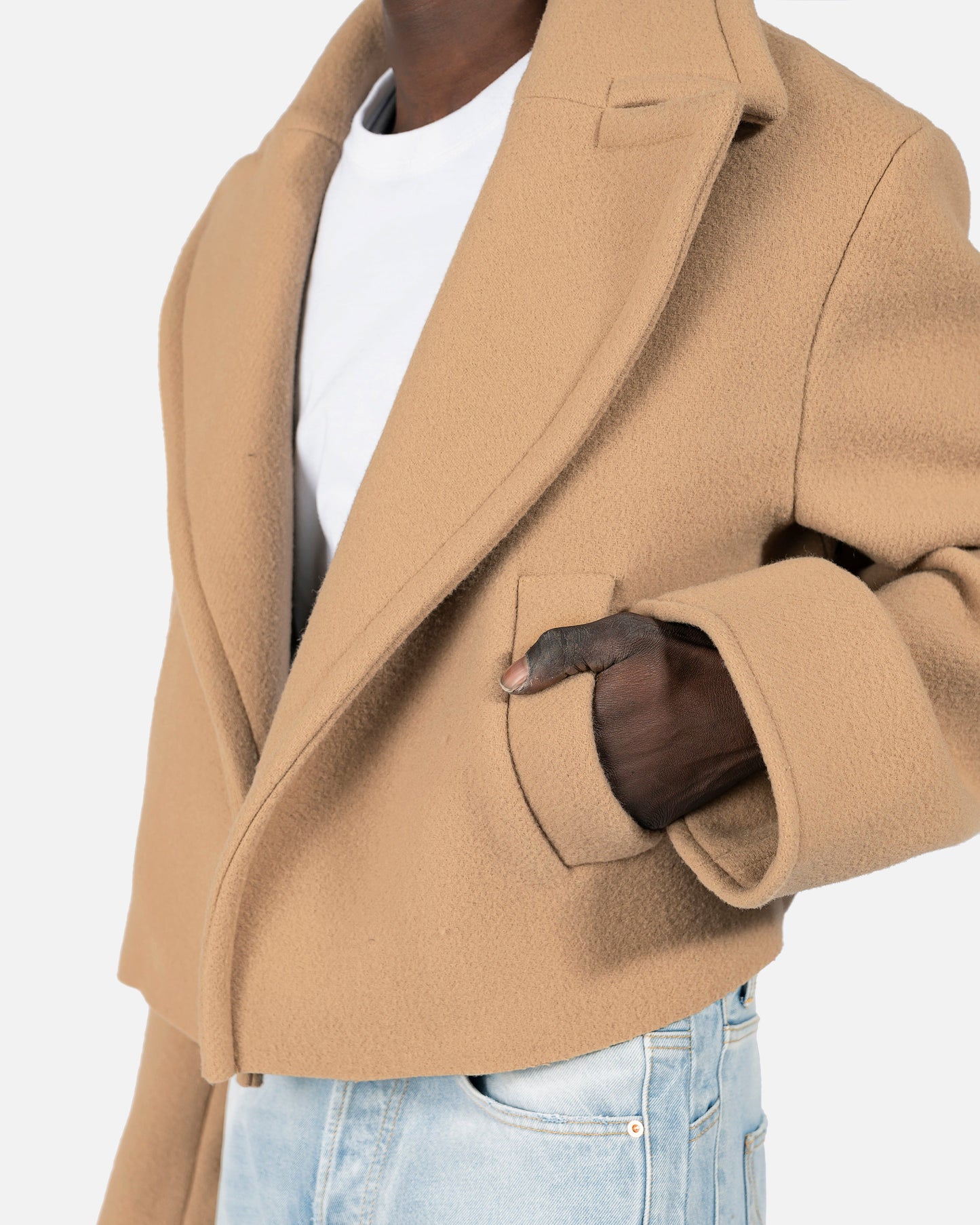 VETEMENTS Men's Coat Cropped Caban Coat in Beige