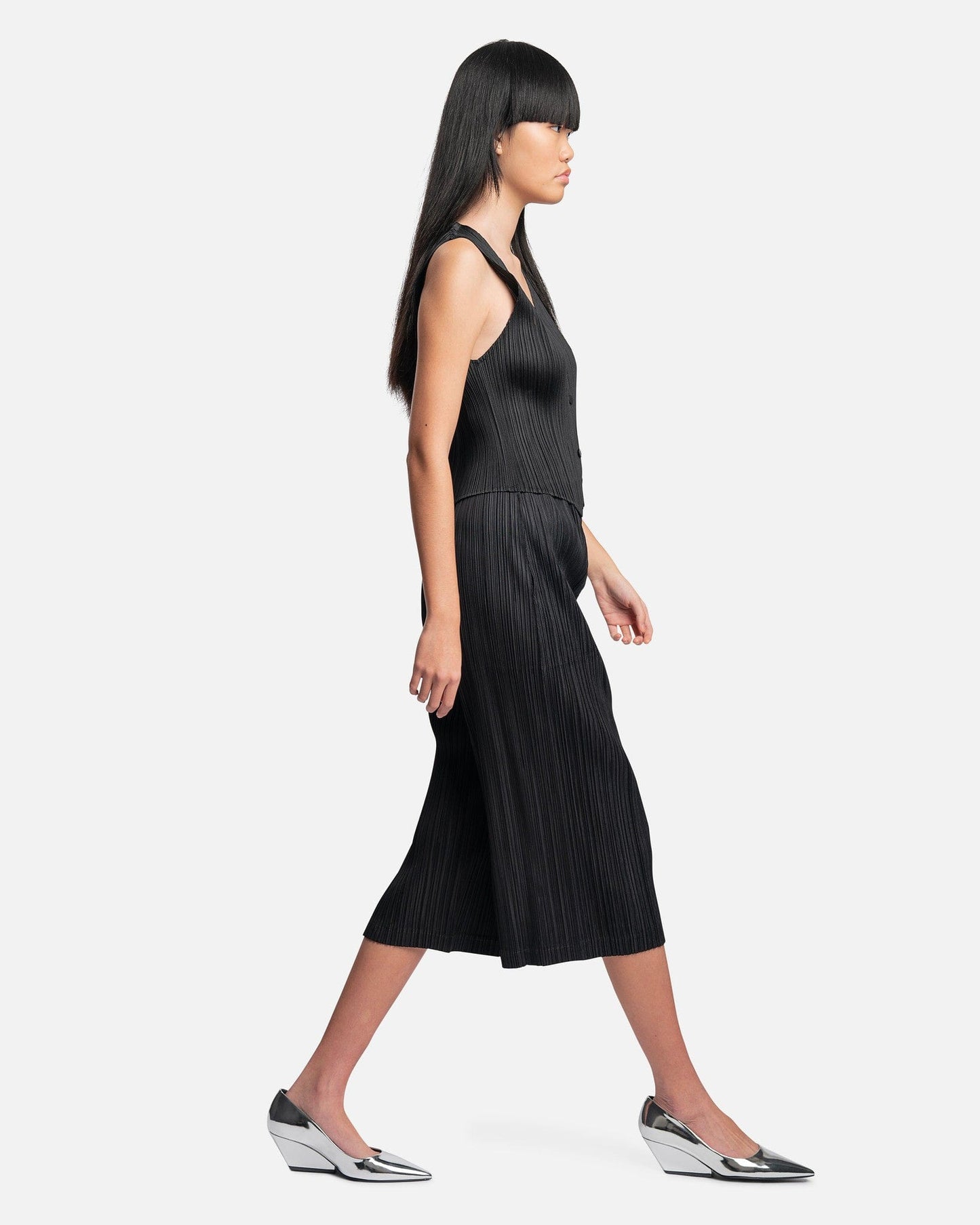 Pleats Please Issey Miyake Women Tops Forward 1 Vest in Black