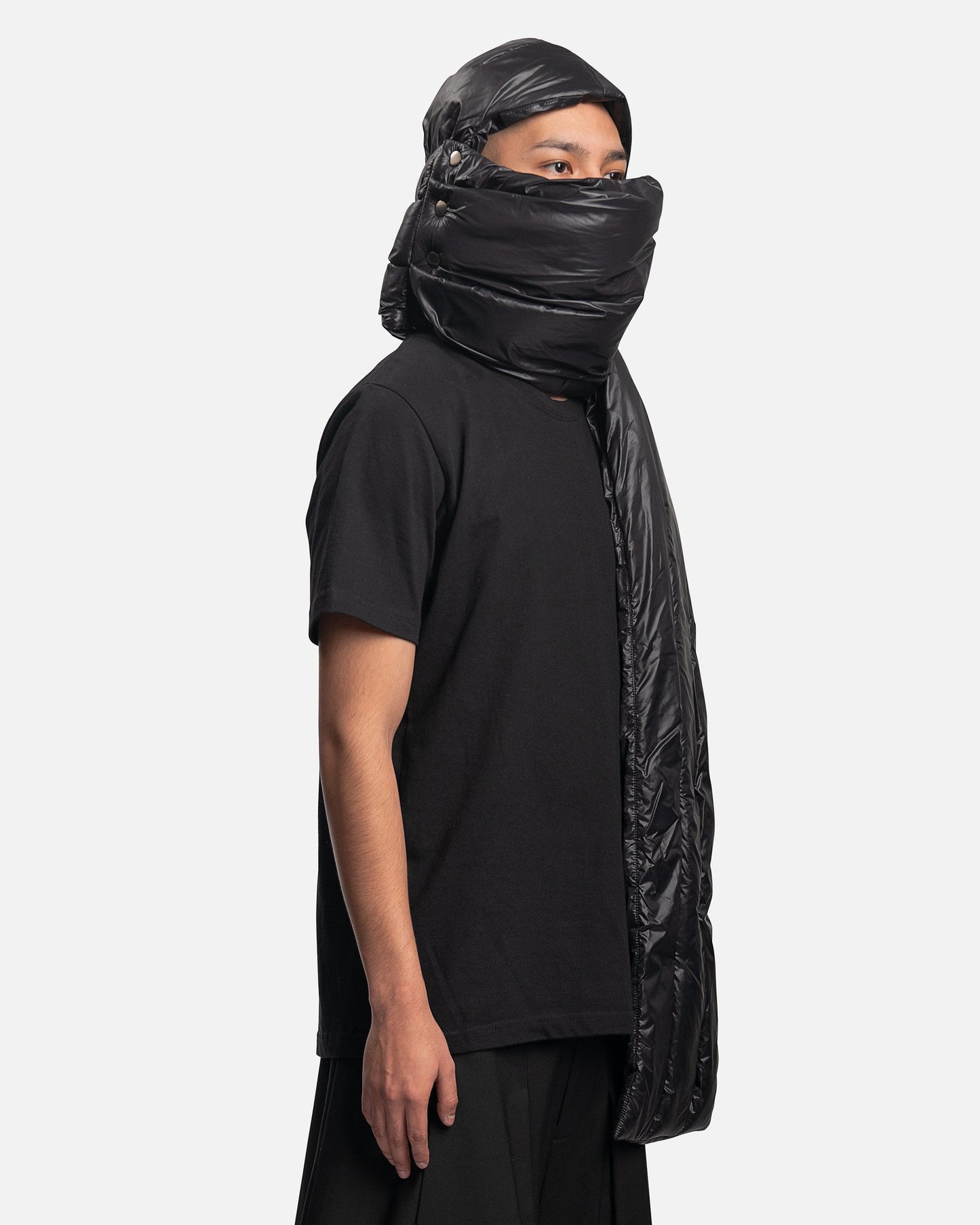 Goomheo Scarves Glacier Puffer Balaclava in Aubergine Black