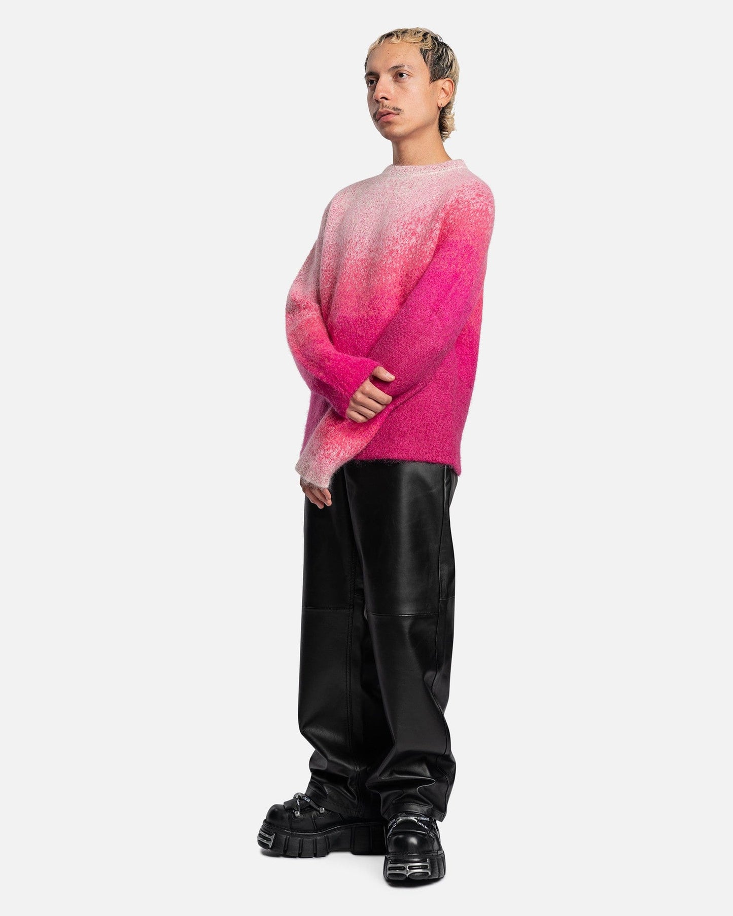 ERL Men's Sweater Gradient Crew Neck Sweater in Pink