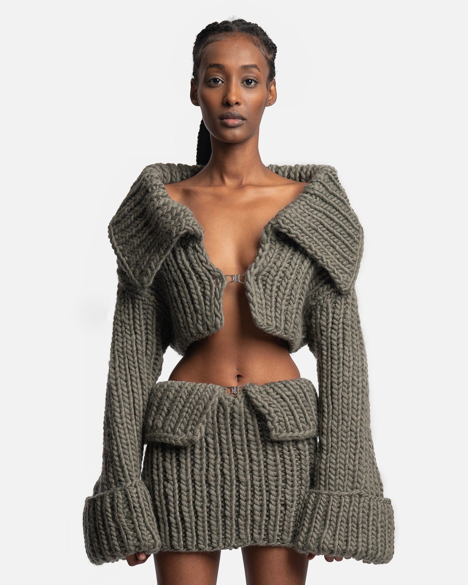 Knitted Cropped Cardigan in Dark Green – SVRN