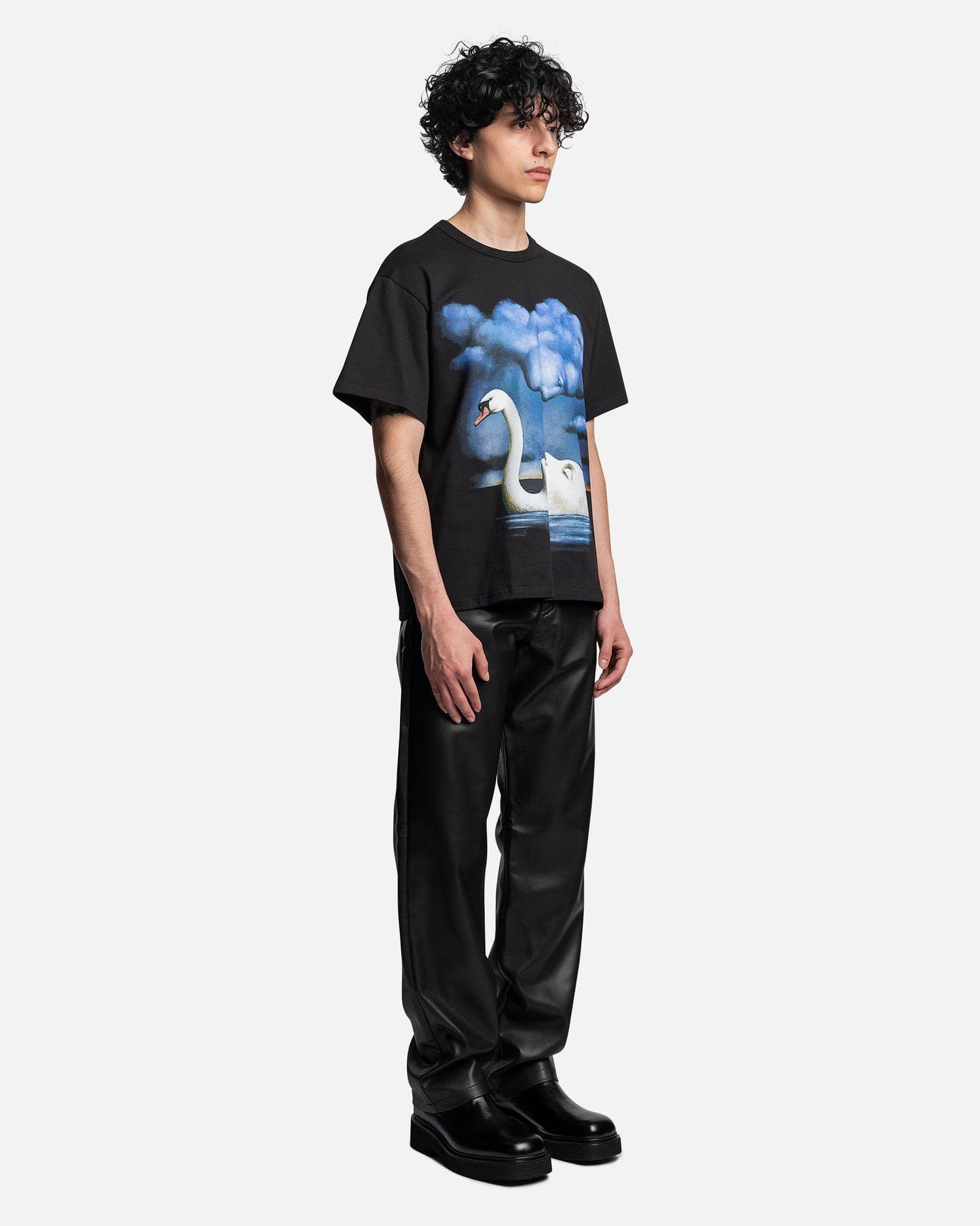 MISBHV Men's T-Shirts La Donna Del Lago T-Shirt in Black