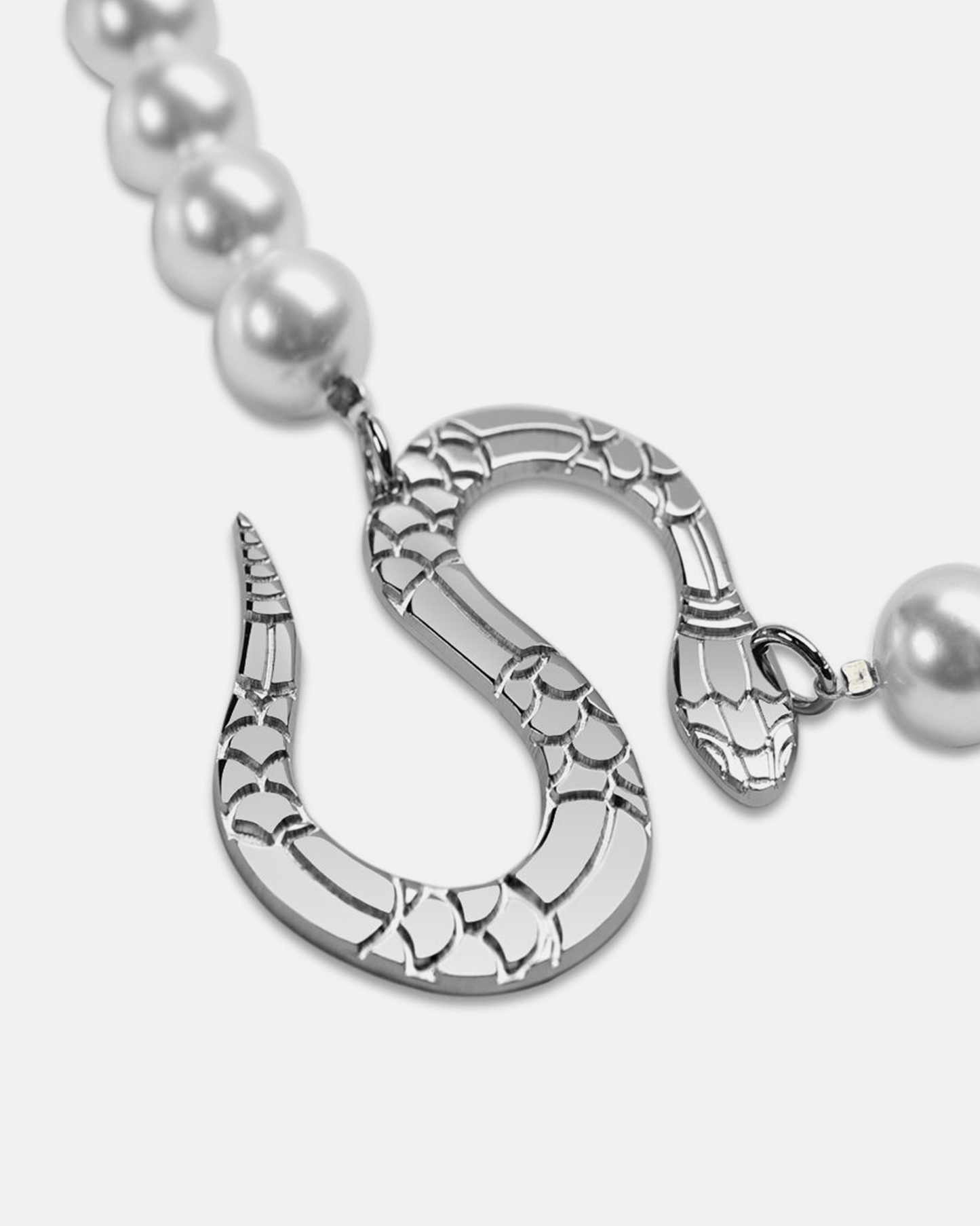 MISBHV Jewelry Lilith Pearl Snake Choker in White