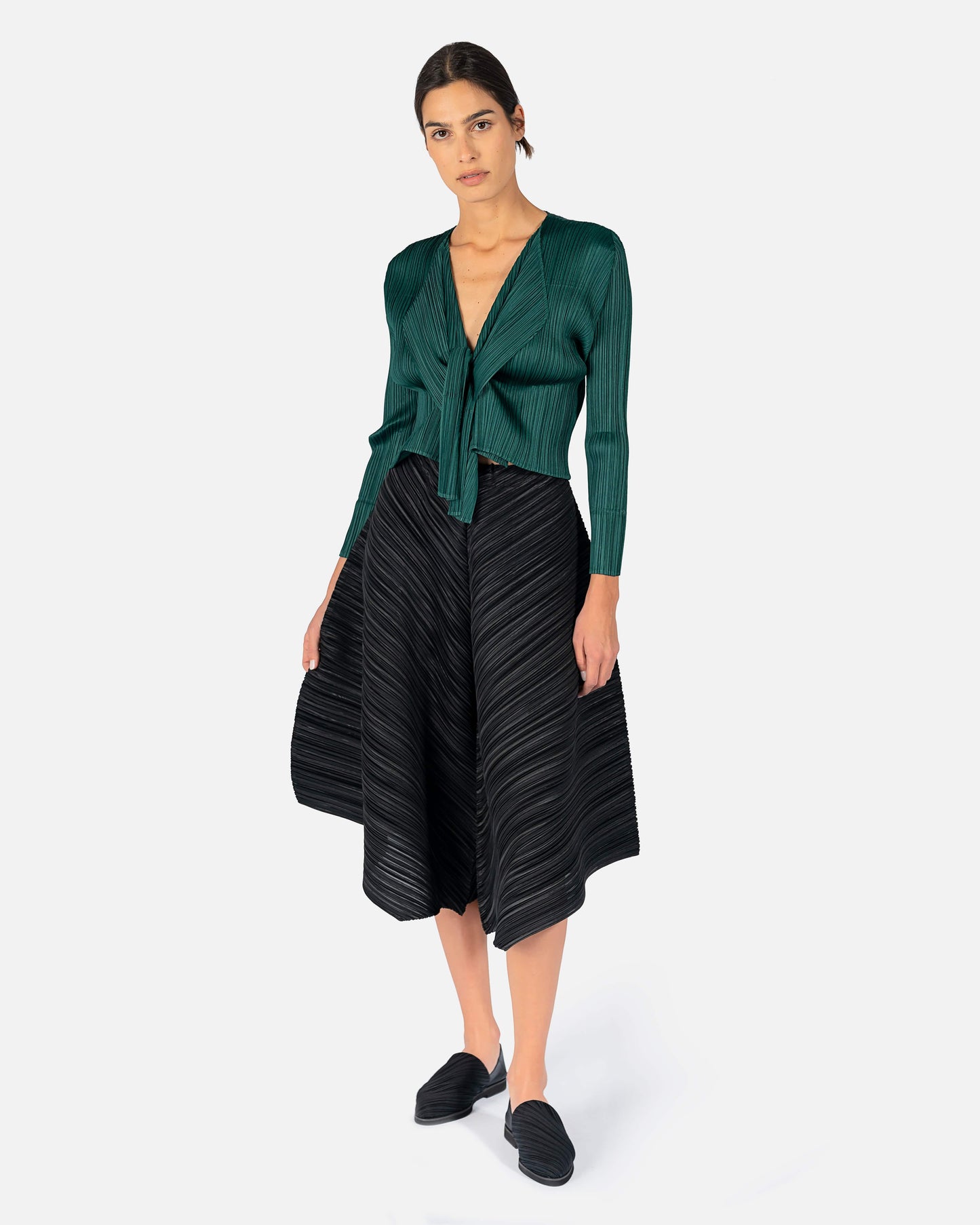 Pleats Please Issey Miyake Women Pants Monthly Colors Pleated Pants in Black