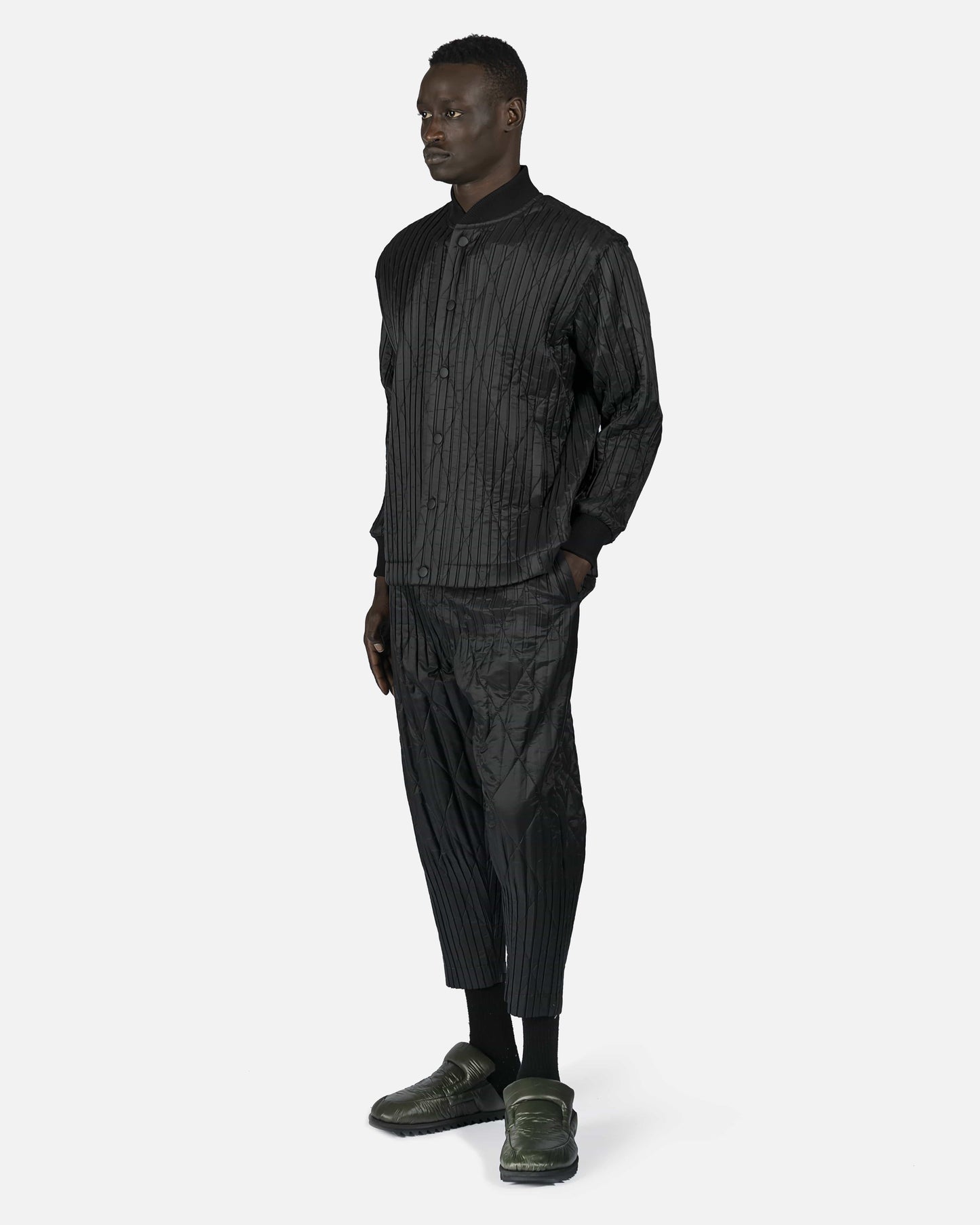 Homme Plissé Issey Miyake Men's Jackets Padded Pleats Jacket in Black