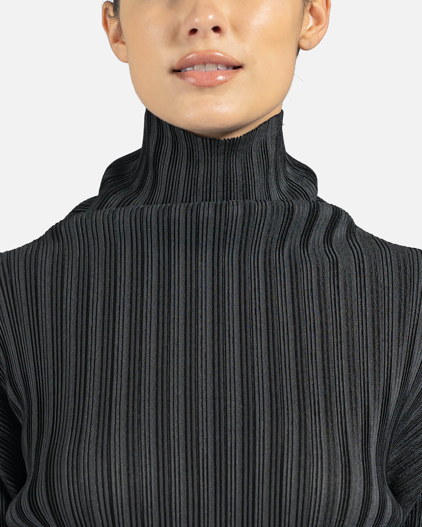 Pleats Please Issey Miyake Women Tops Rib Pleats Basic Top in Black