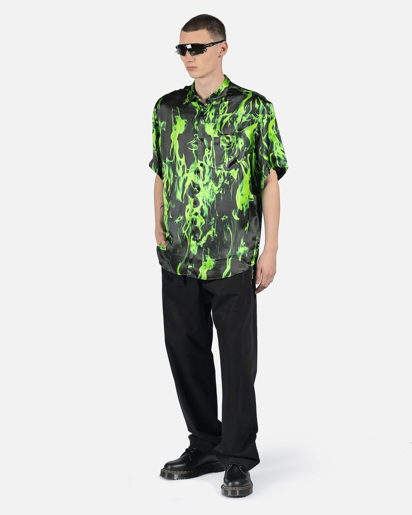 VETEMENTS Men's Shirts Smoke Short Sleeve Button-Up in Green