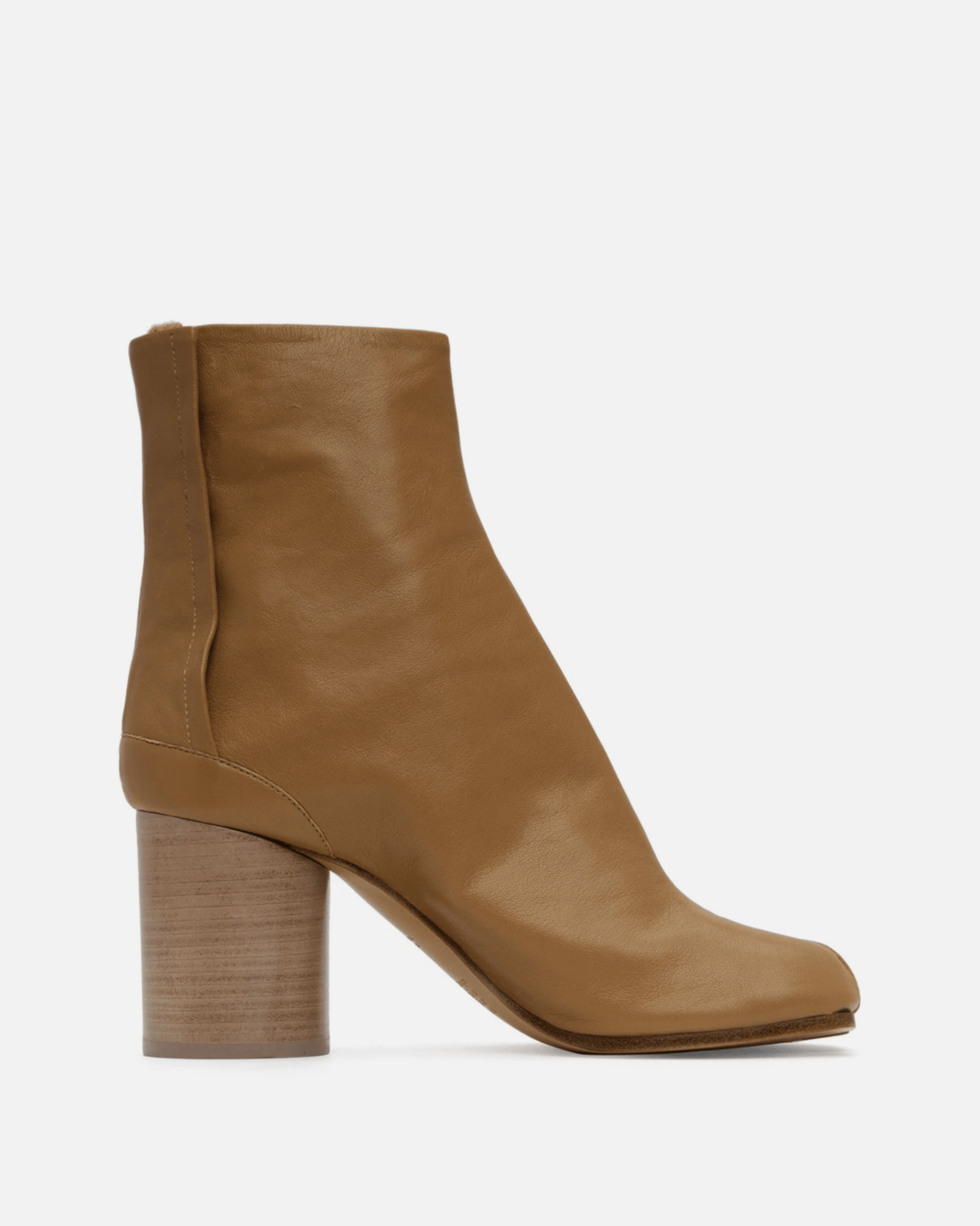 Maison Margiela Women Boots Tabi Leather Ankle Boots in Nude