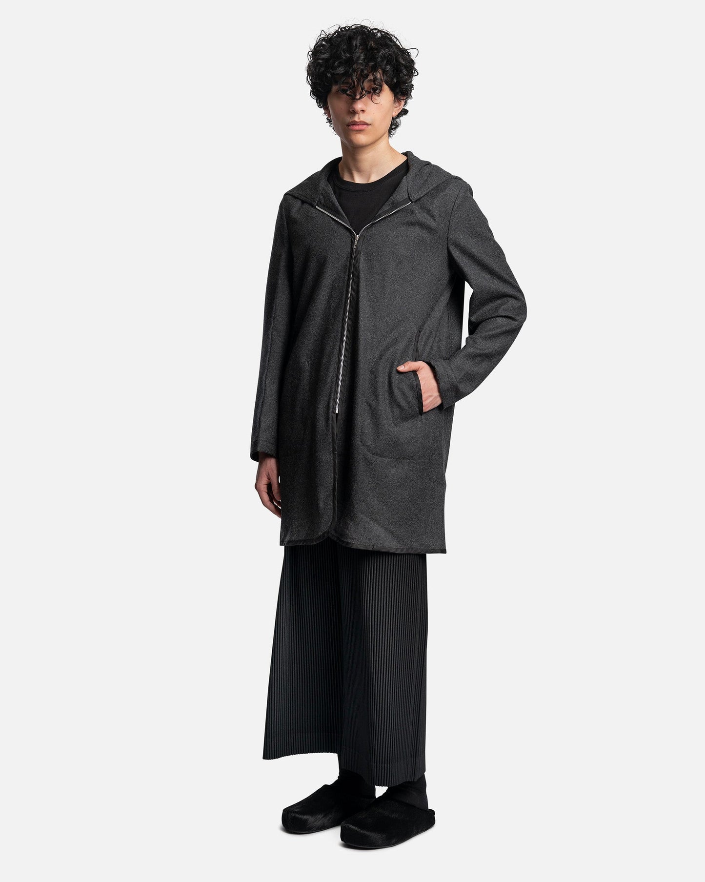 Homme Plissé Issey Miyake Men's Pants Tailored Pleats 2 Pants in Black