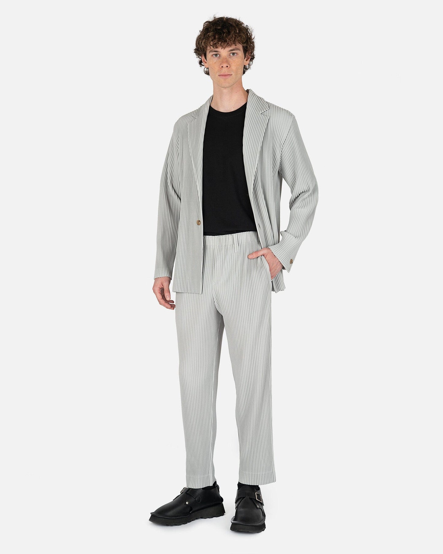 Homme Plissé Issey Miyake Men's Pants Tailored Straight Pleated Trousers in Grey