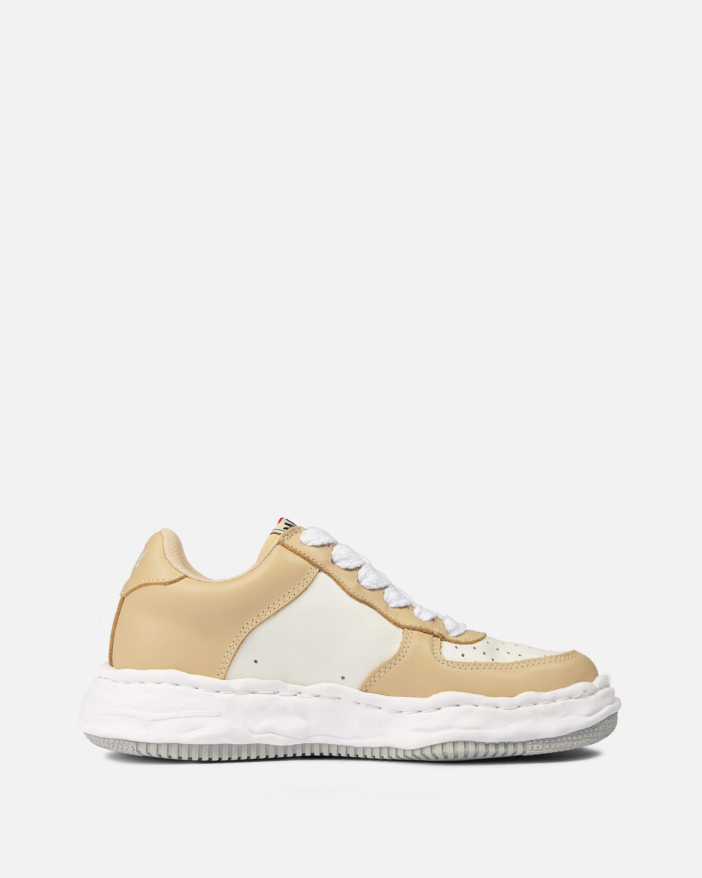 Maison Mihara Yasuhiro Men's Sneakers Wayne Low in Beige/White