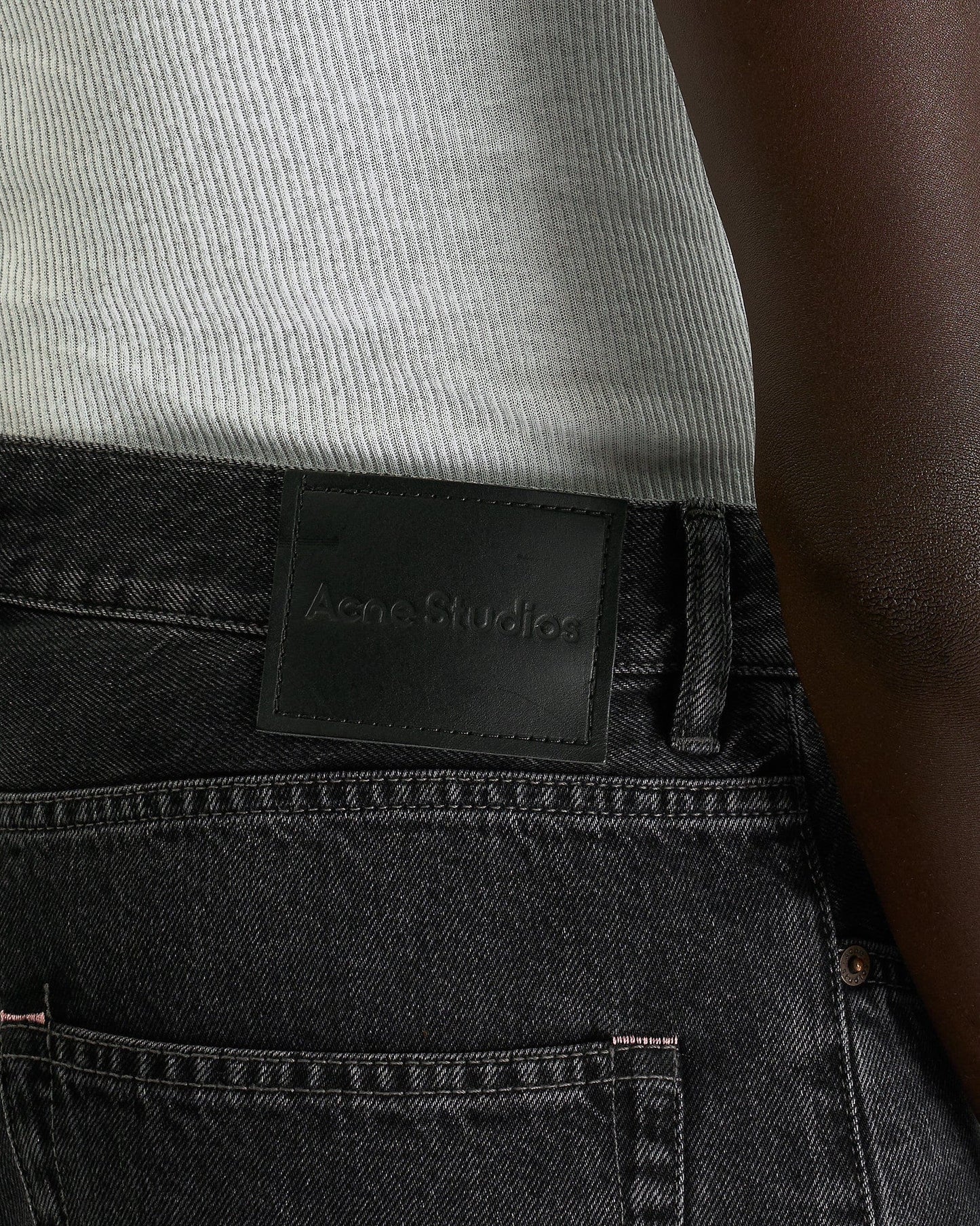 Acne Studios Men's Jeans 1981 Jeans in Vintage Black