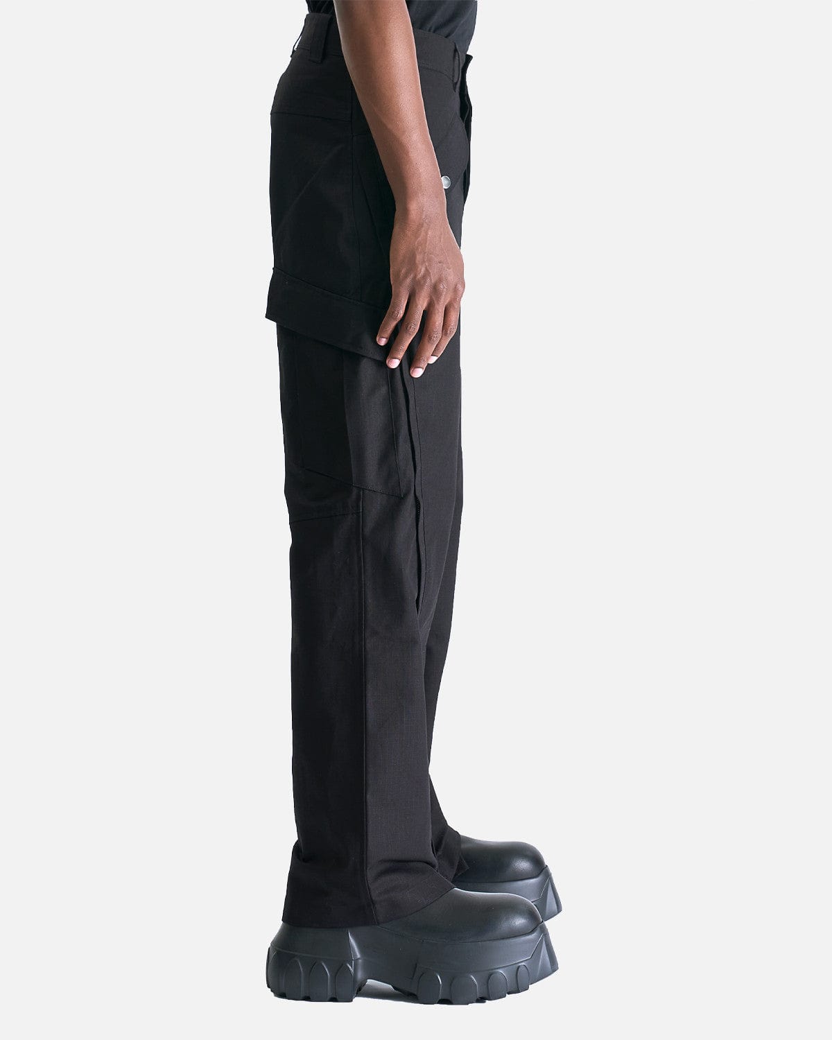 3-Way Zip Cargo Trousers in Black – SVRN