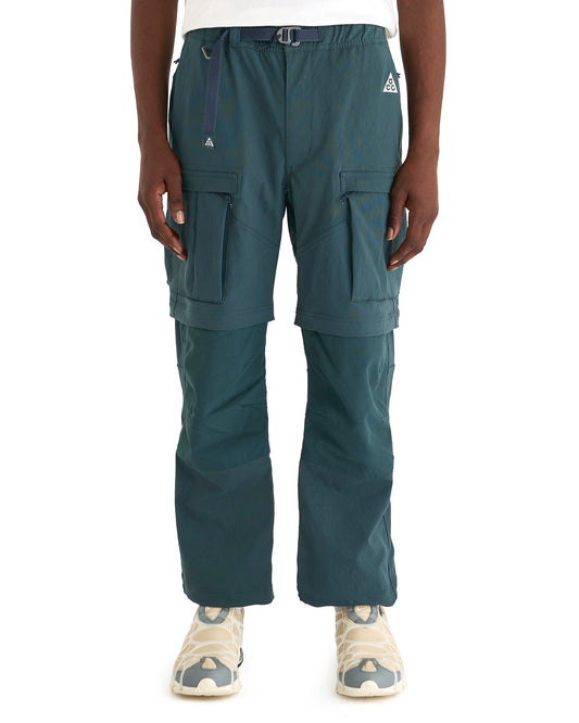 Nike Men's Pants ACG Smith Summit Cargo Pants in Deep Jungle