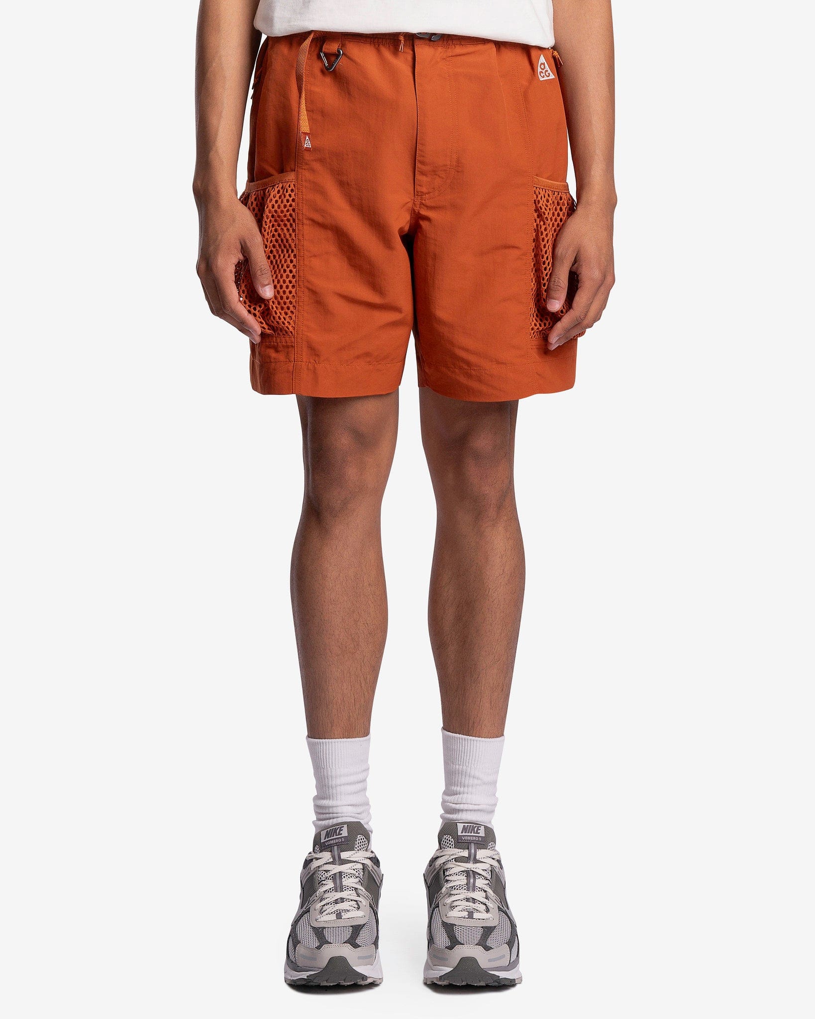 Nike Men's Shorts ACG Snowgrass Cargo Shorts in Dark Russet