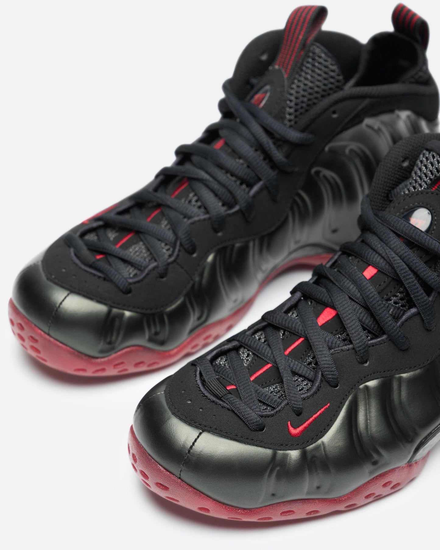 Nike Men's Sneakers Air Foamposite One 'Cough Drop'