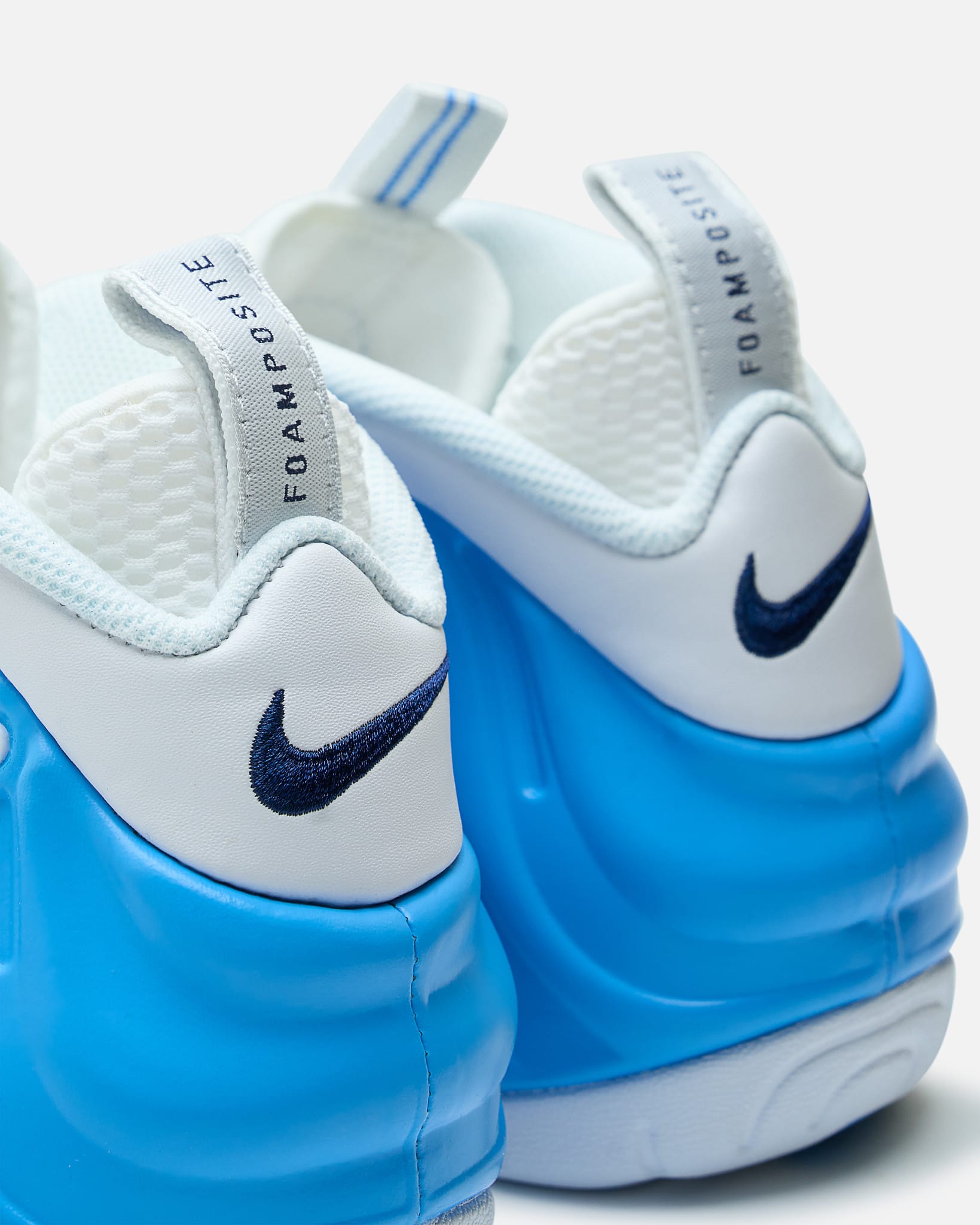 Nike Men's Sneakers Air Foamposite Pro 'University Blue'