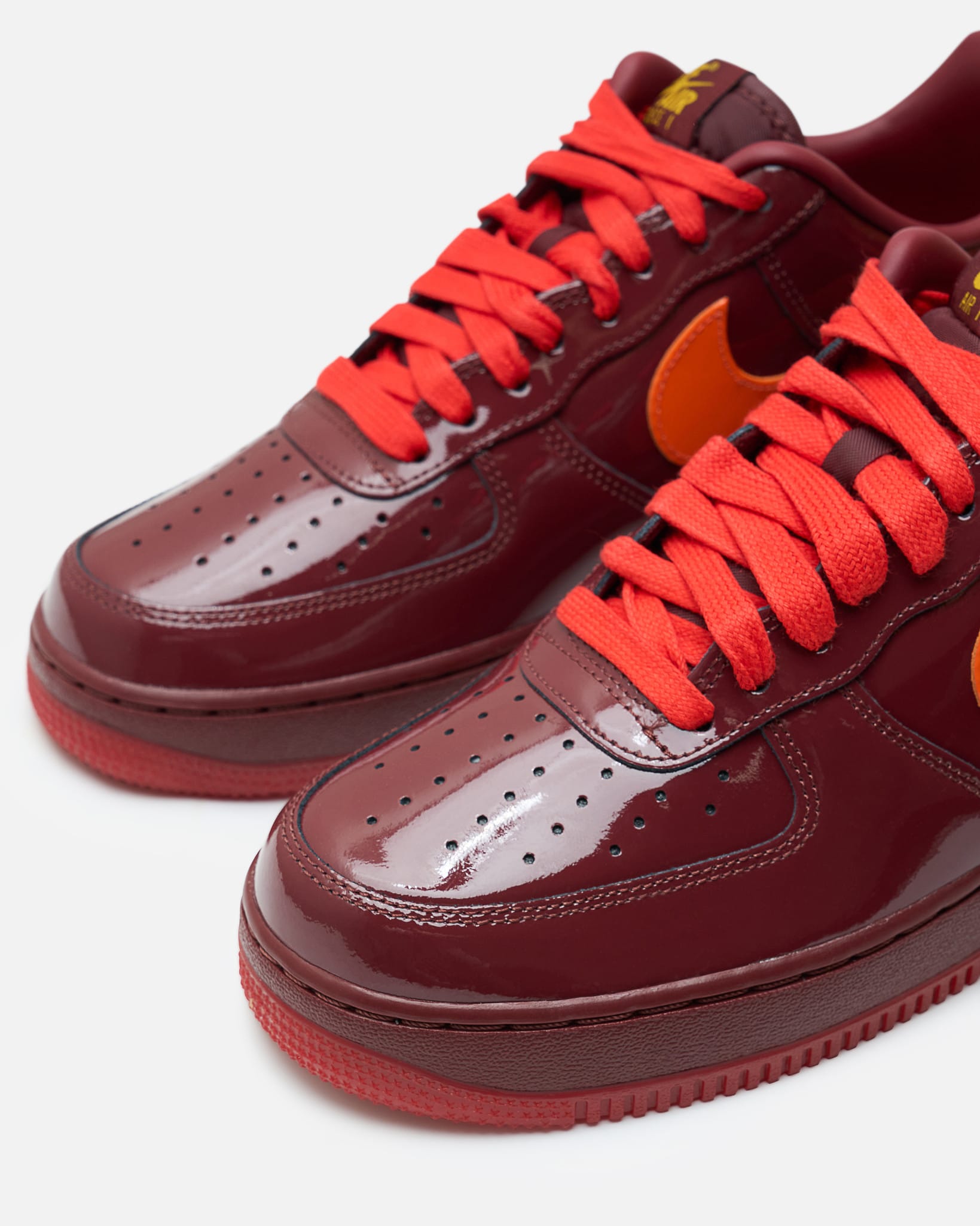 Nike Men's Sneakers Air Force 1 Low in Dark Team Red/Safety Orange