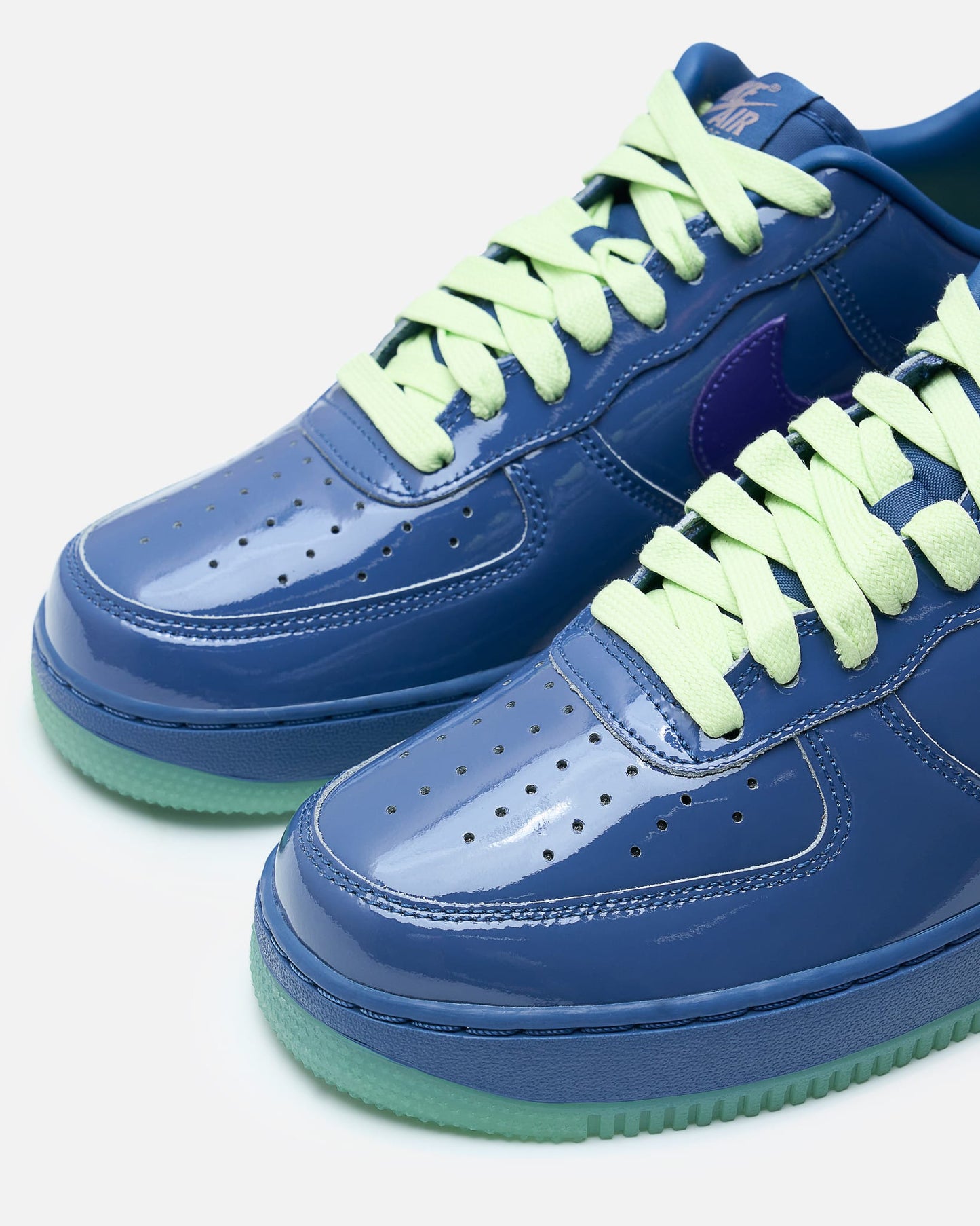 Nike Men's Sneakers Air Force 1 Low in Mystic Navy/Grape Ice